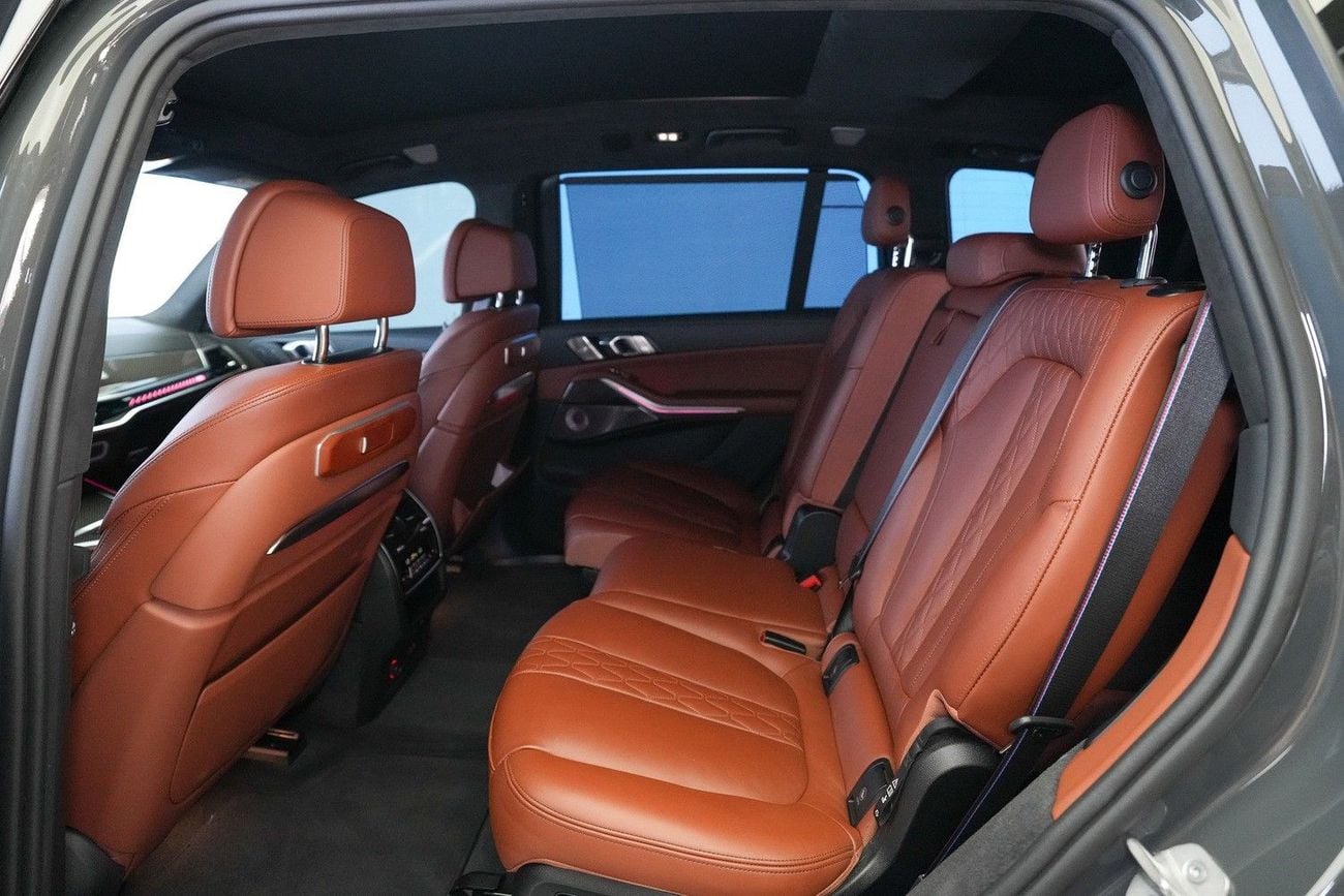 BMW X7 M60i XDRIVE