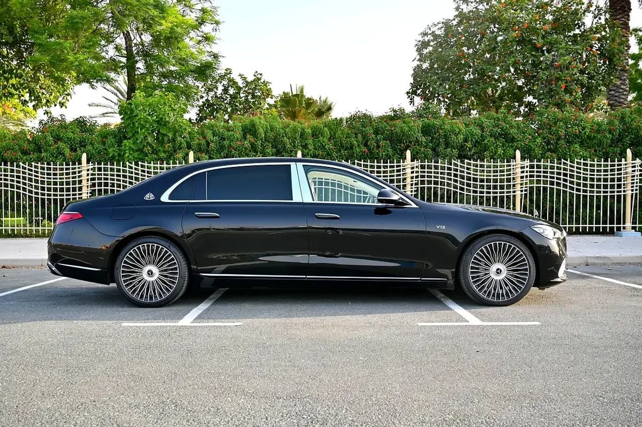 Mercedes Maybach S680 Maybach S680 | Black | 6.0L V12 Biturbo | 612 HP | 52,086 KM