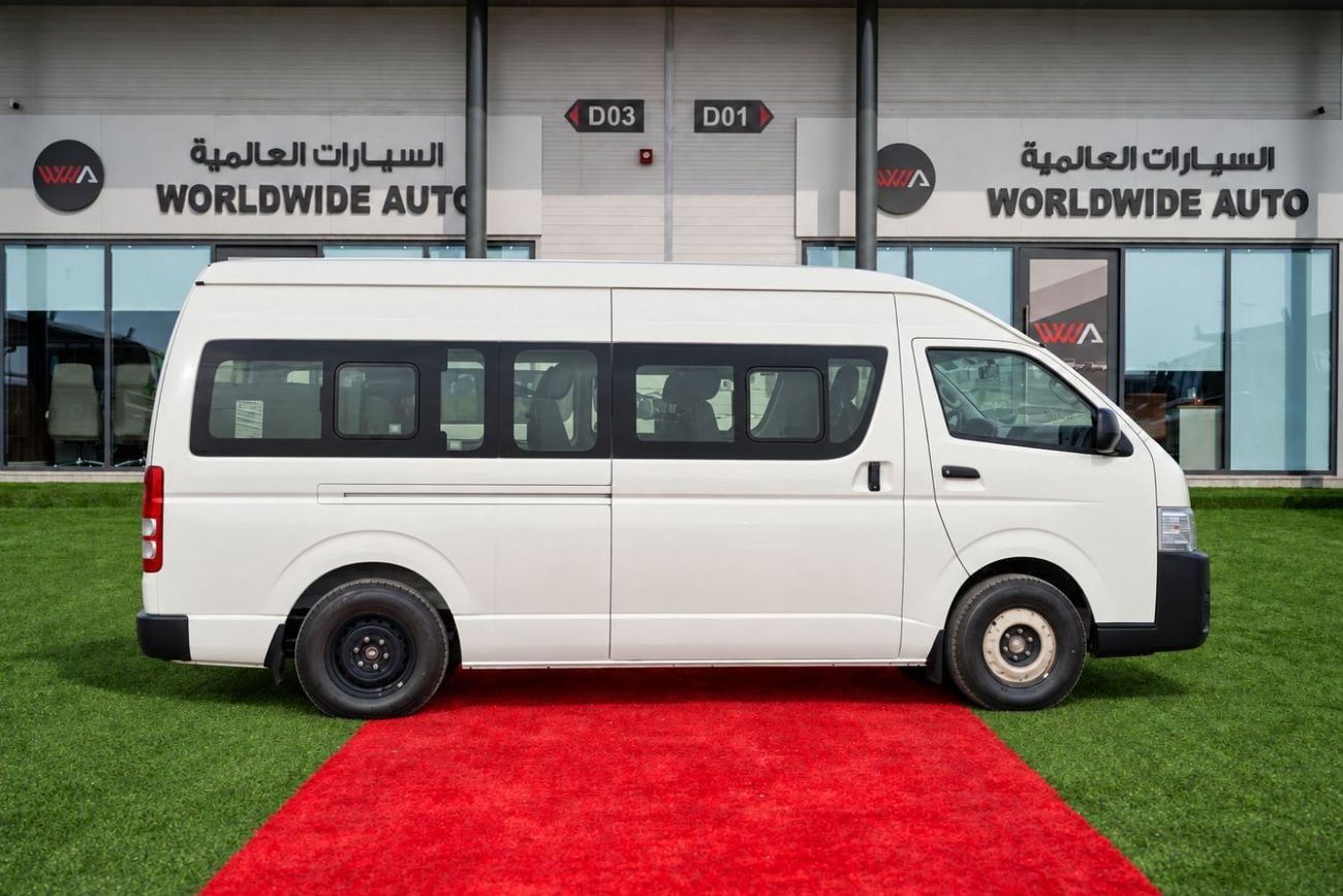 Toyota Hiace STANDARD DSL 2.5L - 4 CYL - MANUAL - DIESEL - REAR WHEEL DRIVER - 13 SEATS - 4 DOOR