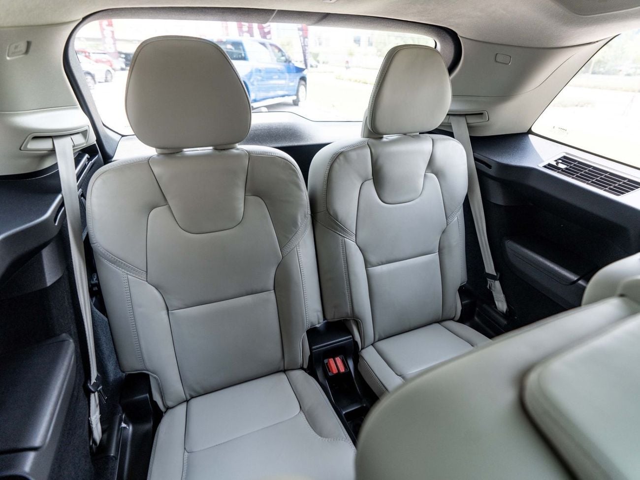 Volvo XC90 B6 Ultimate Bright Volvo XC90 B6 2024 GCC specs