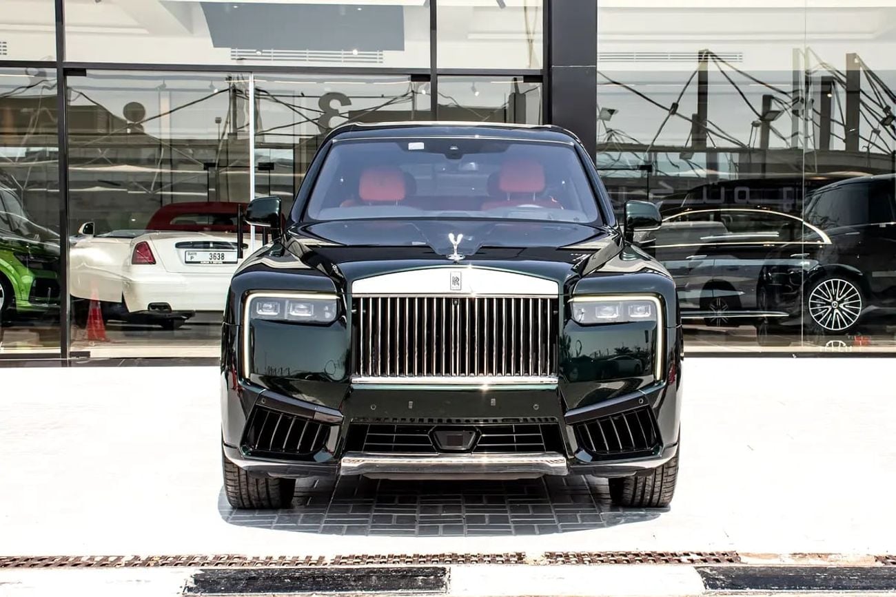 Rolls Royce Cullinan Silver Badge - GCC Specs - Brand