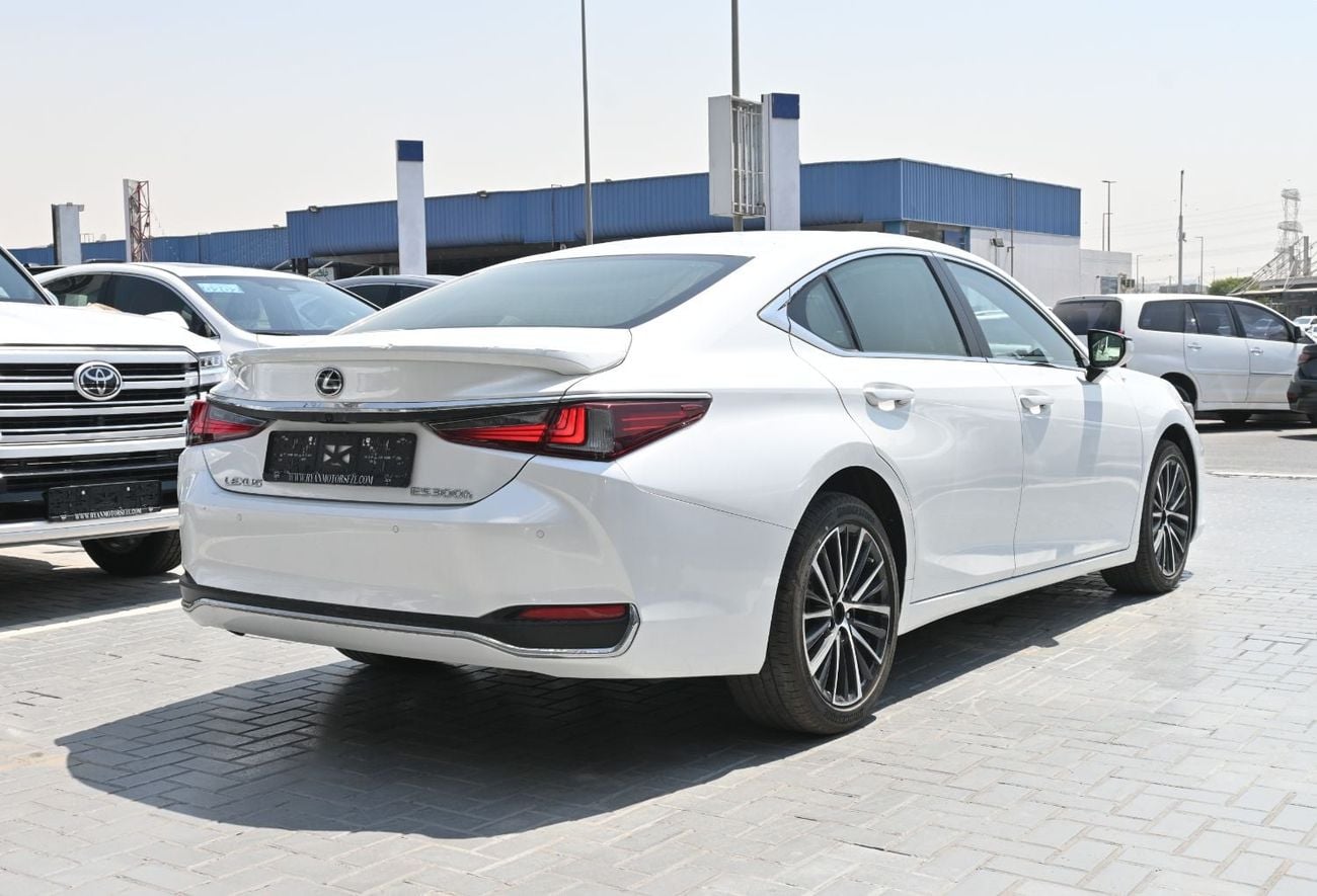 Lexus ES300h PLATINUM 2025 Lexus ES300H 2.5L Hybrid, Color White