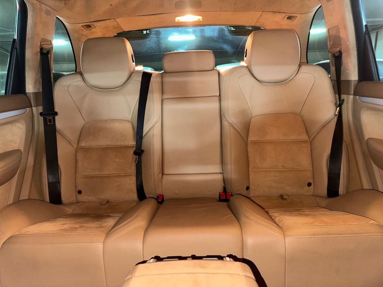 Porsche Cayenne GTS | SUNROOF | TWO KEYS | HALF ALCANTARA LEATHER BEIGE SEATS