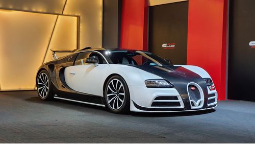 Bugatti Veyron Linea Vivere by Mansory - 1 of 2