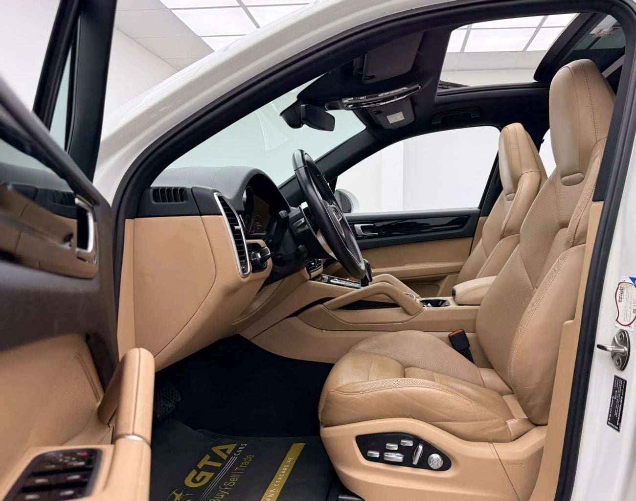 Porsche Cayenne STANDARD