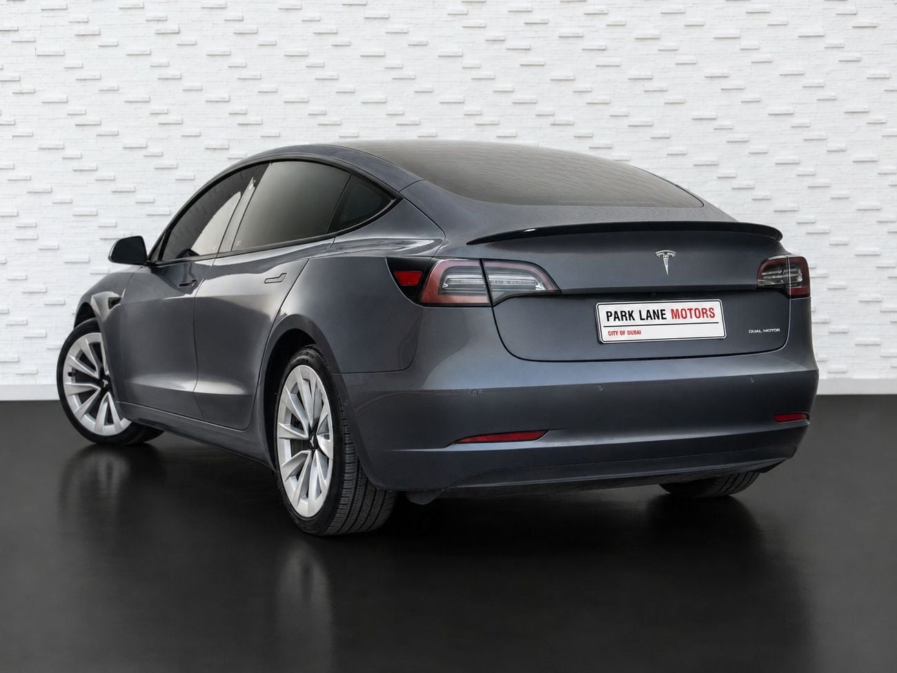 Tesla Model 3 LONG RANGE Tesla Model 3 Long Range 2021 GCC specs