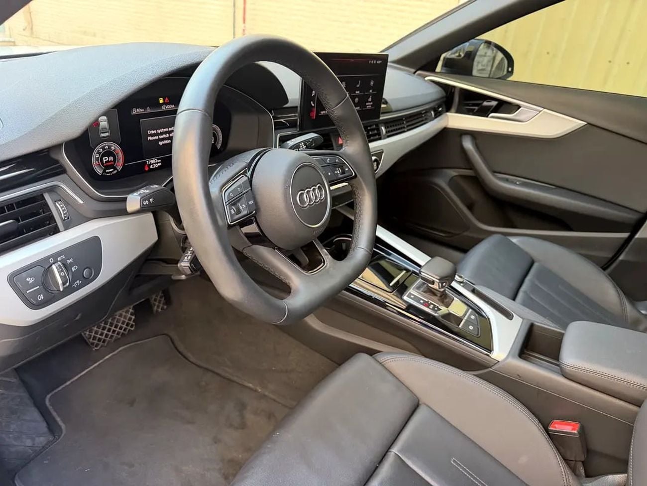 Audi A4 35 TFSI S-LINE
