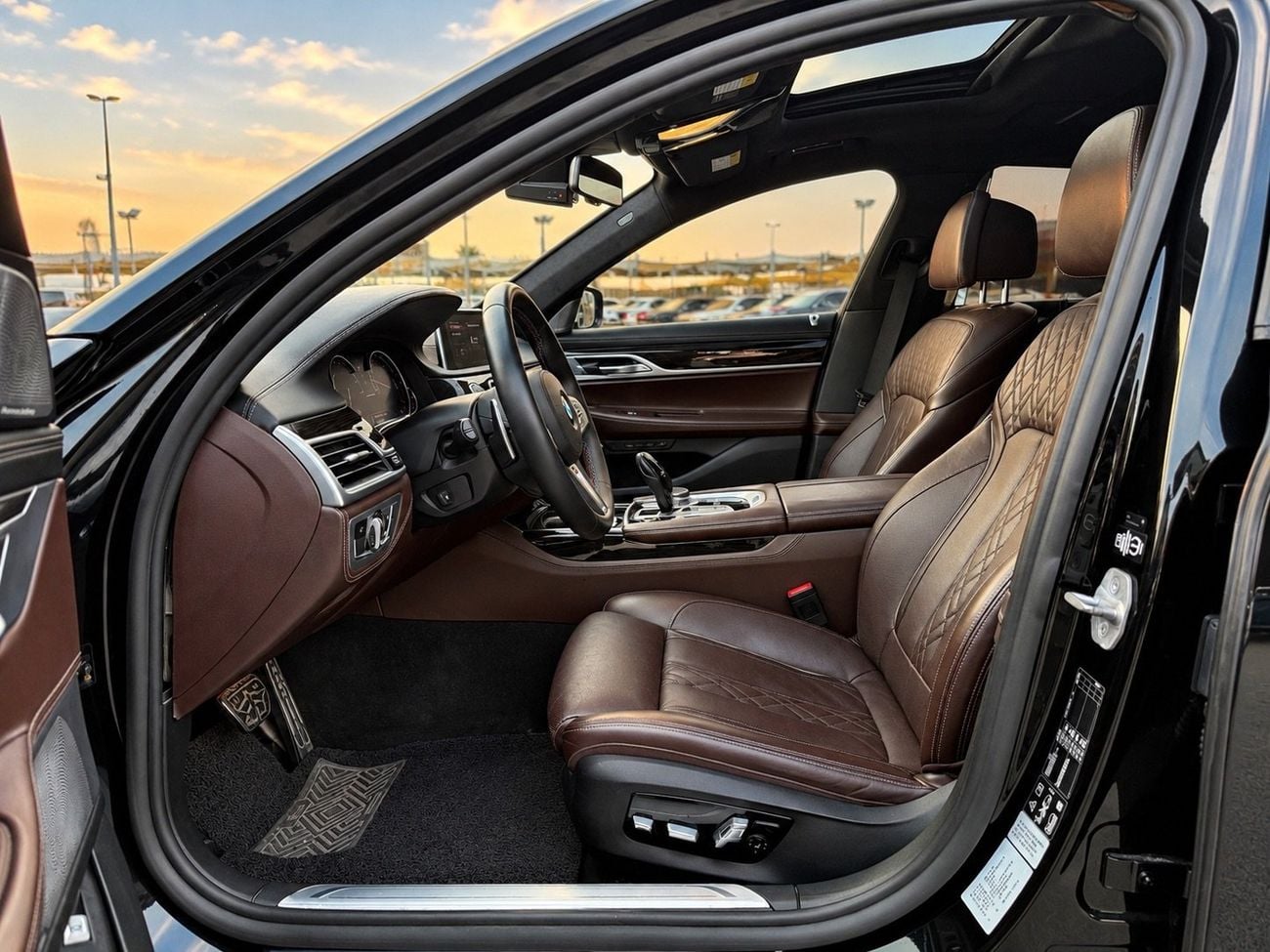 BMW M760Li XDRIVE BMW 760Li M Package | 2019