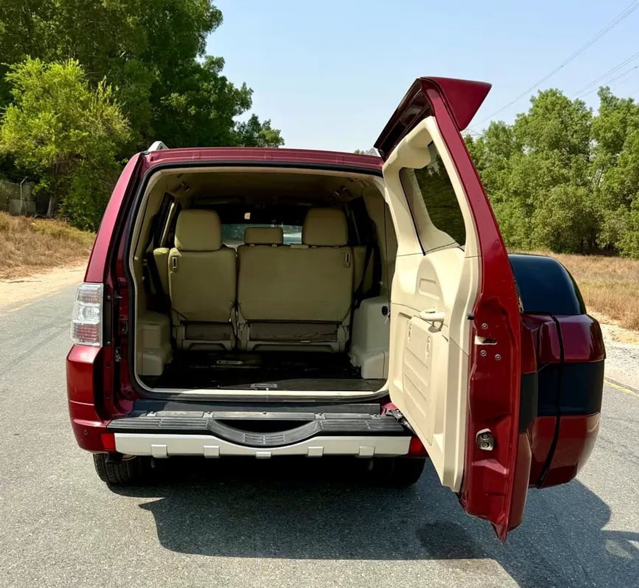 Mitsubishi Pajero GLS GCC Specs