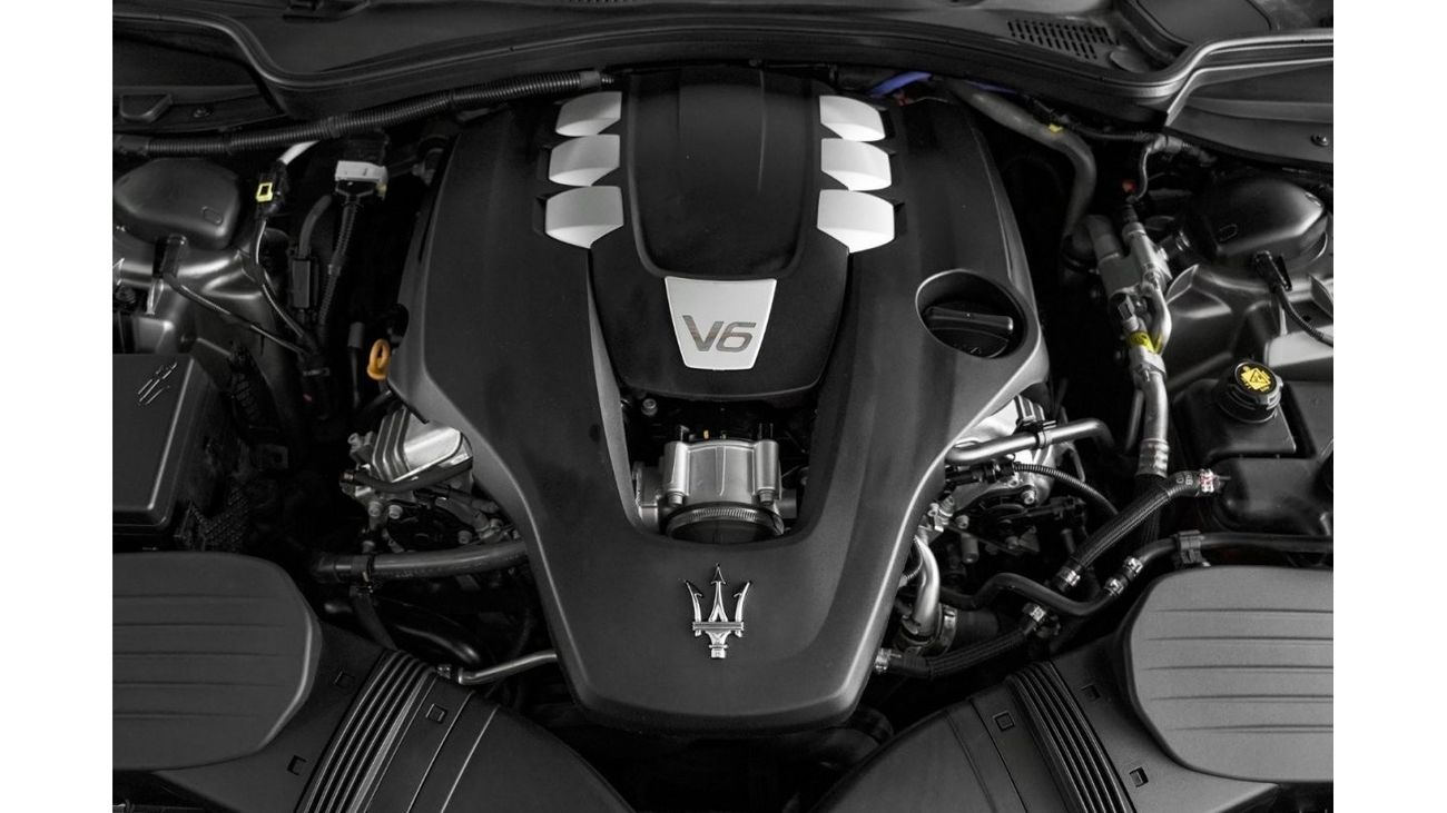 Maserati Quattroporte Base