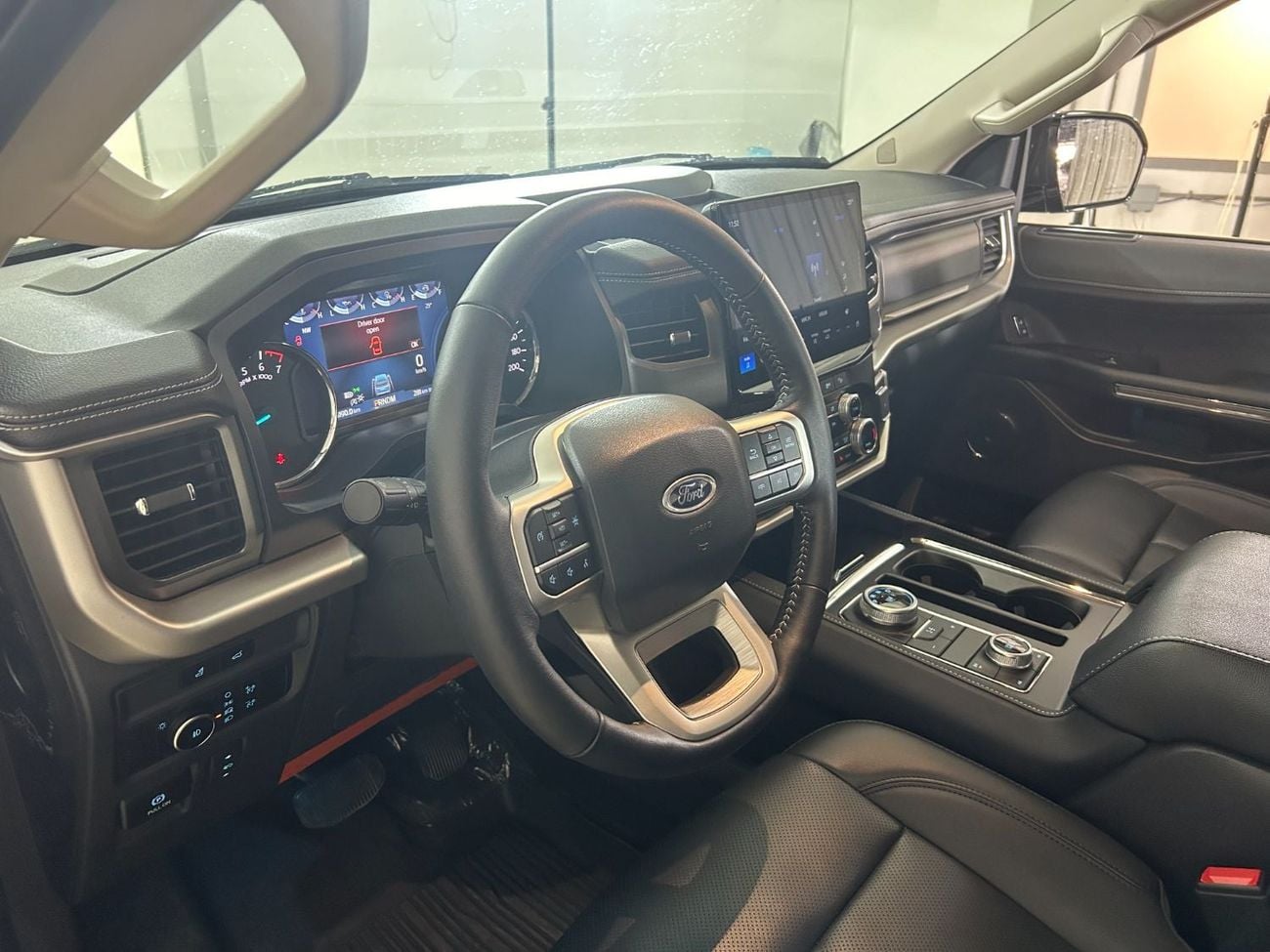 Ford Expedition XLT XT223W/AL TAYER MOTORS/AL QOUZ SHOWROOM