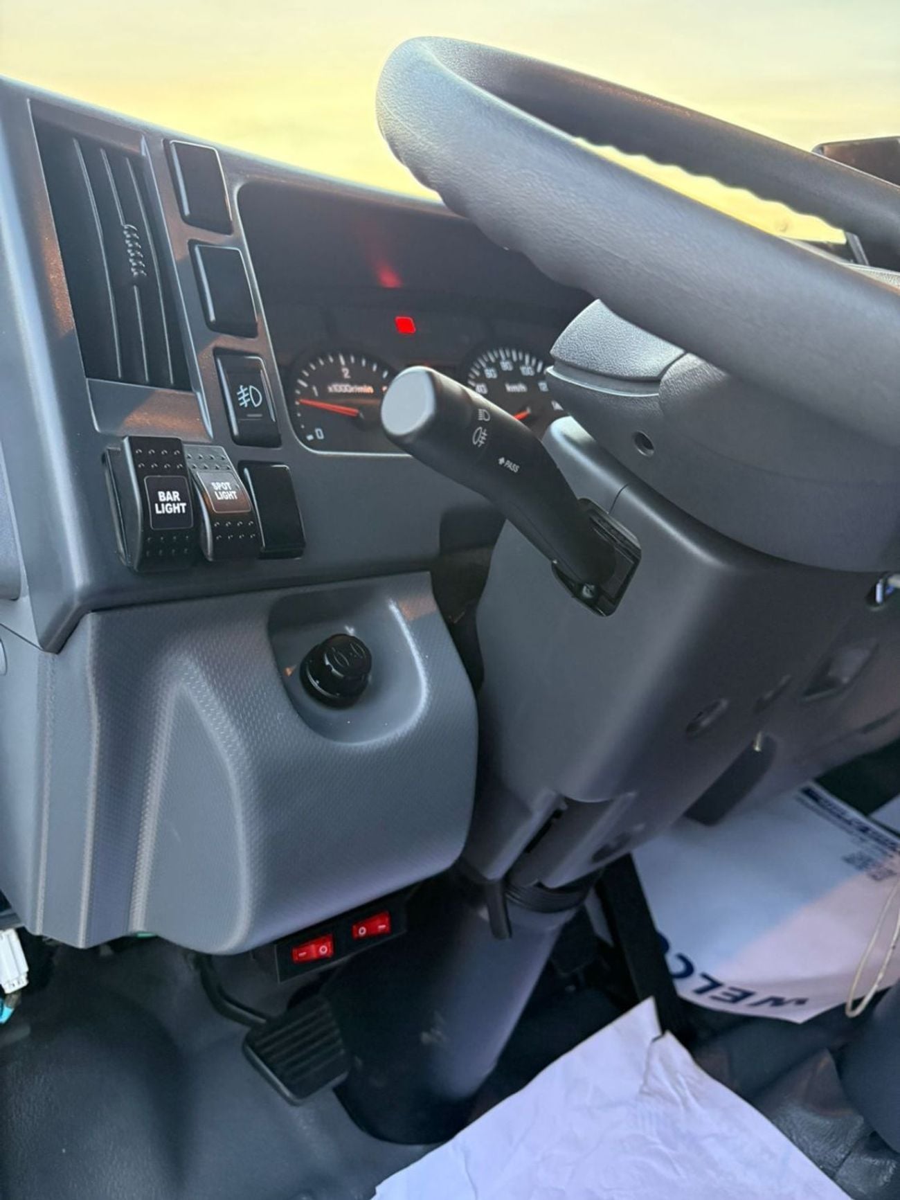 Isuzu NPR 85