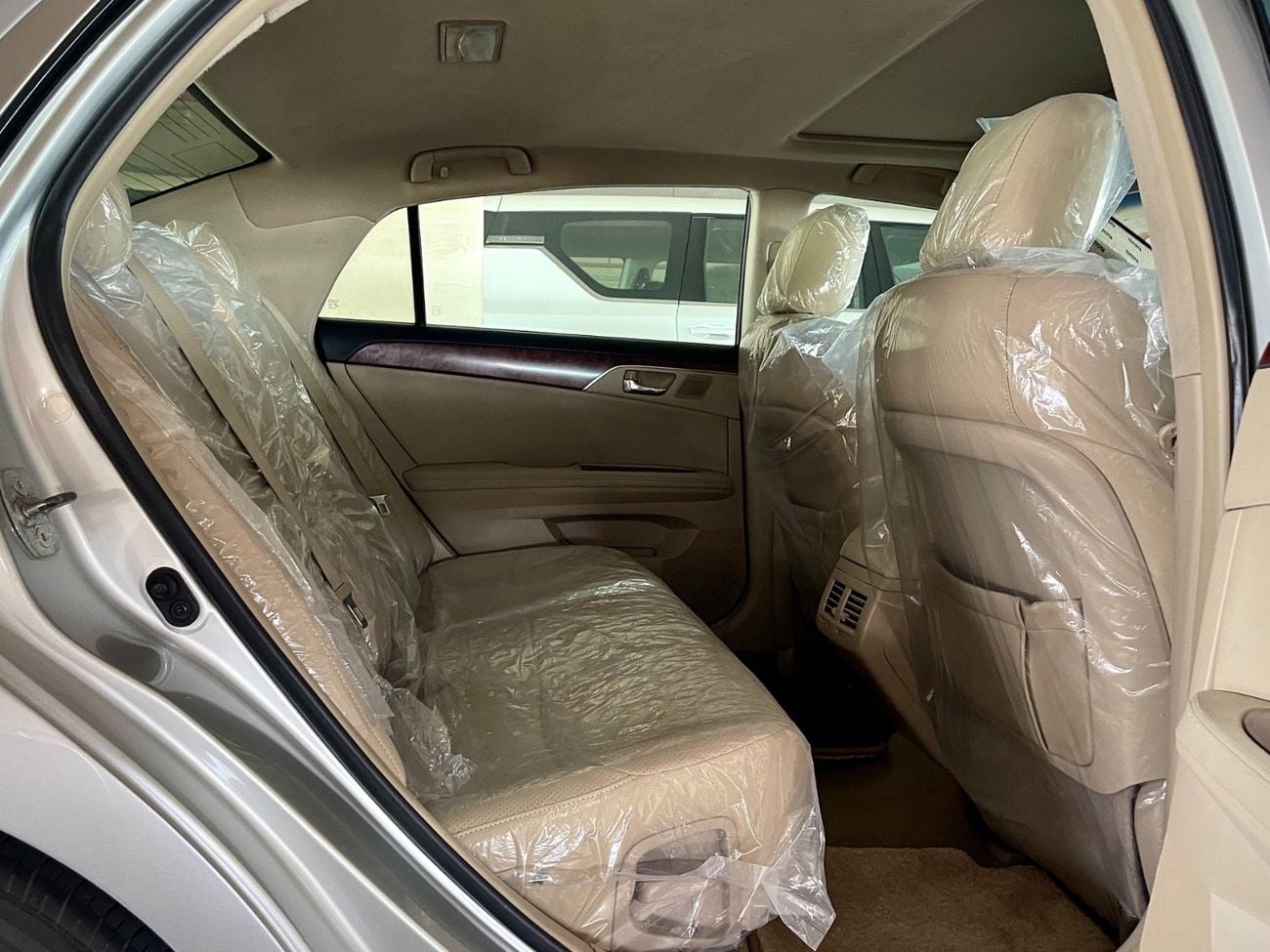 Toyota Avalon LIMITED | GCC Specification