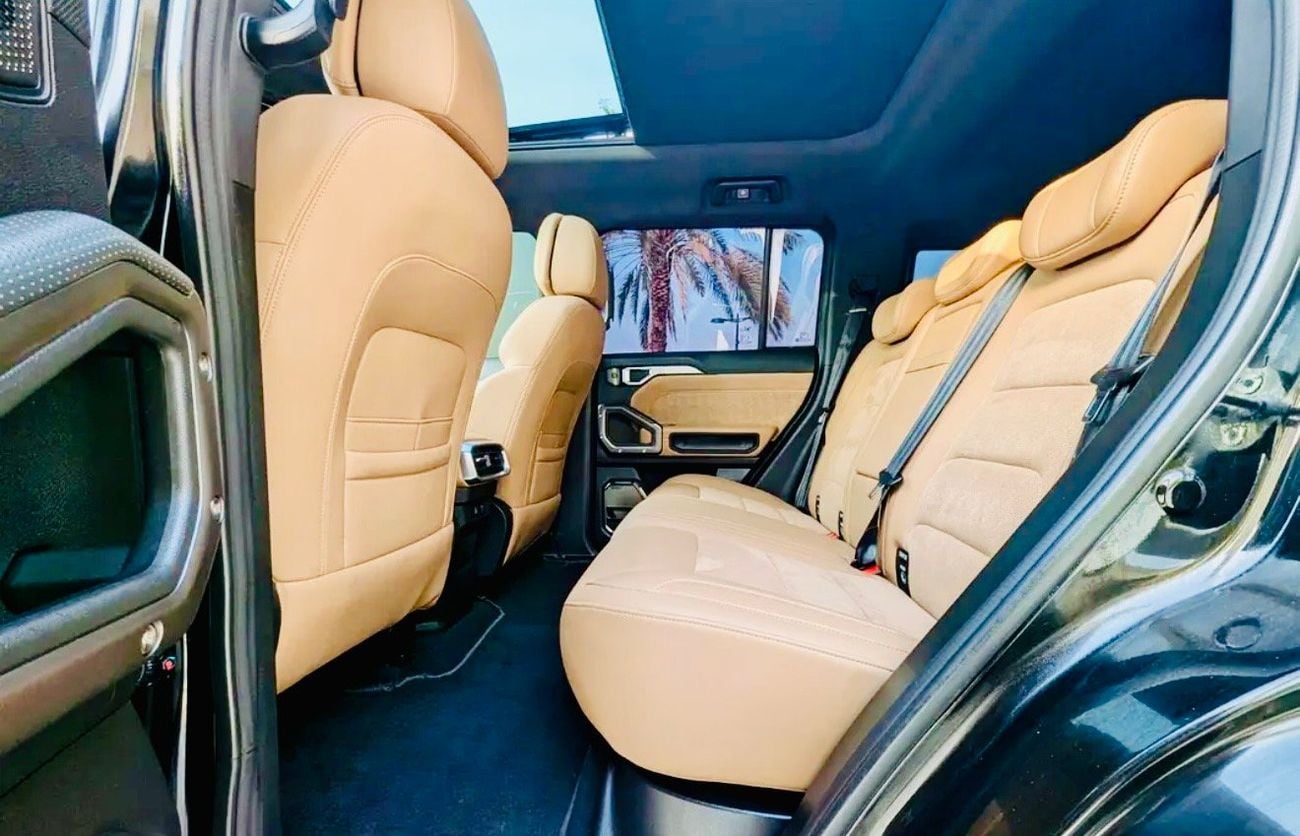جيتور T2 2.5 L 4 cylinder petrol Automatic Gear 5 doors