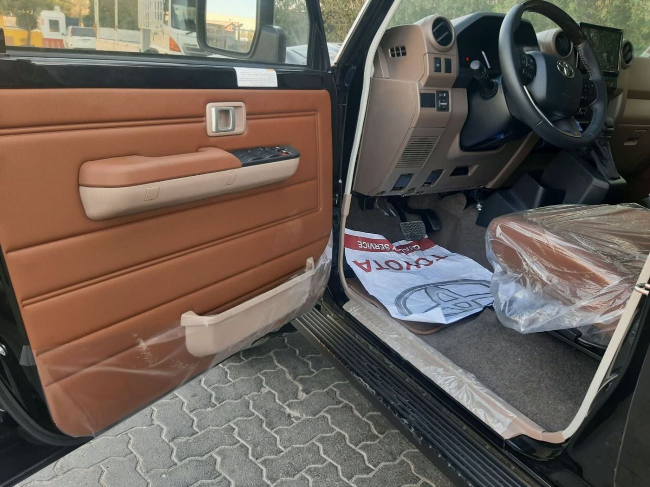 Toyota Land Cruiser 70 LC76 LX