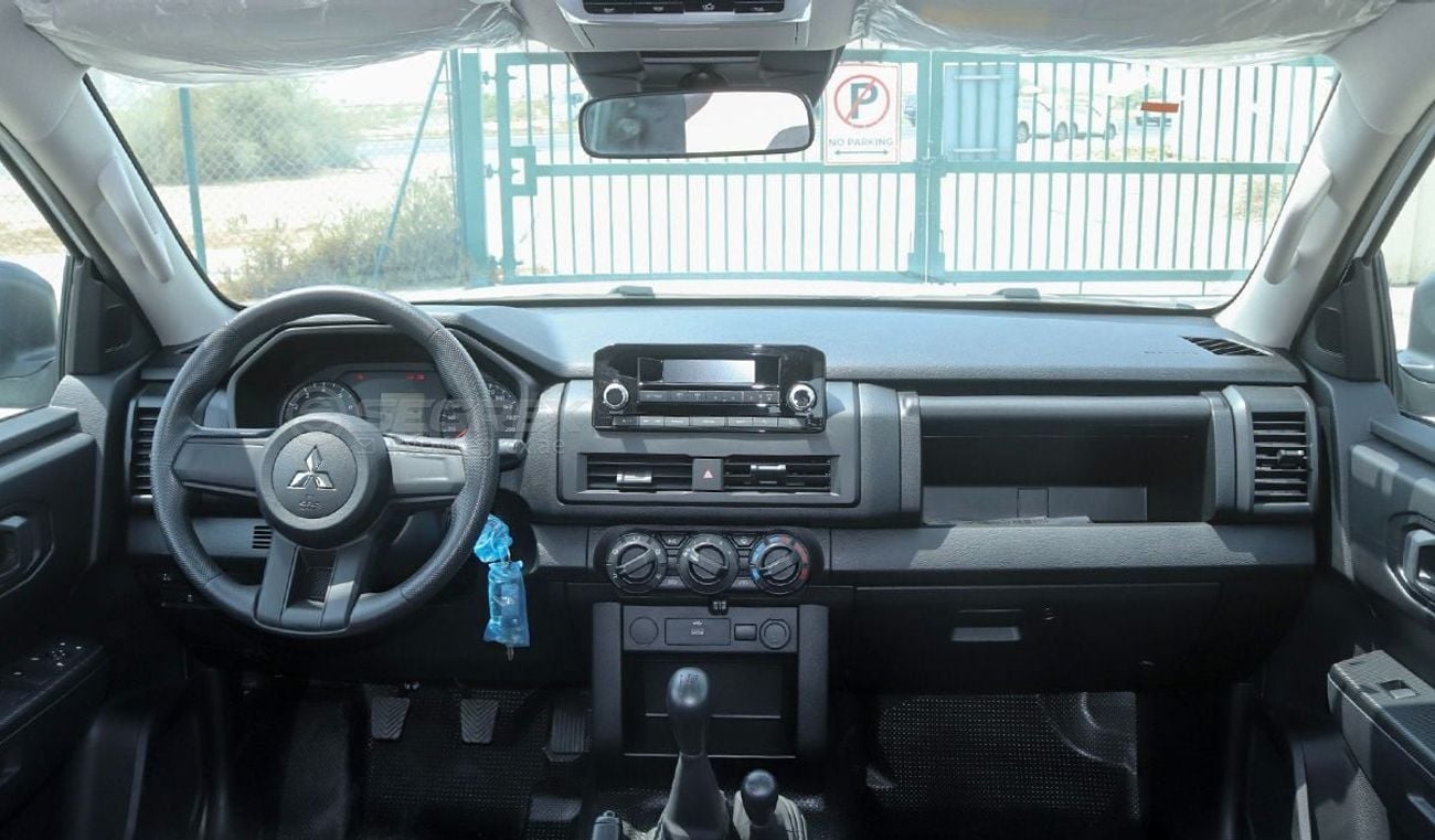 Mitsubishi L200 GL . Double Cab . 2.4L . Petrol . 4WD . 5-Speed Manual . 2027 Model . For Export