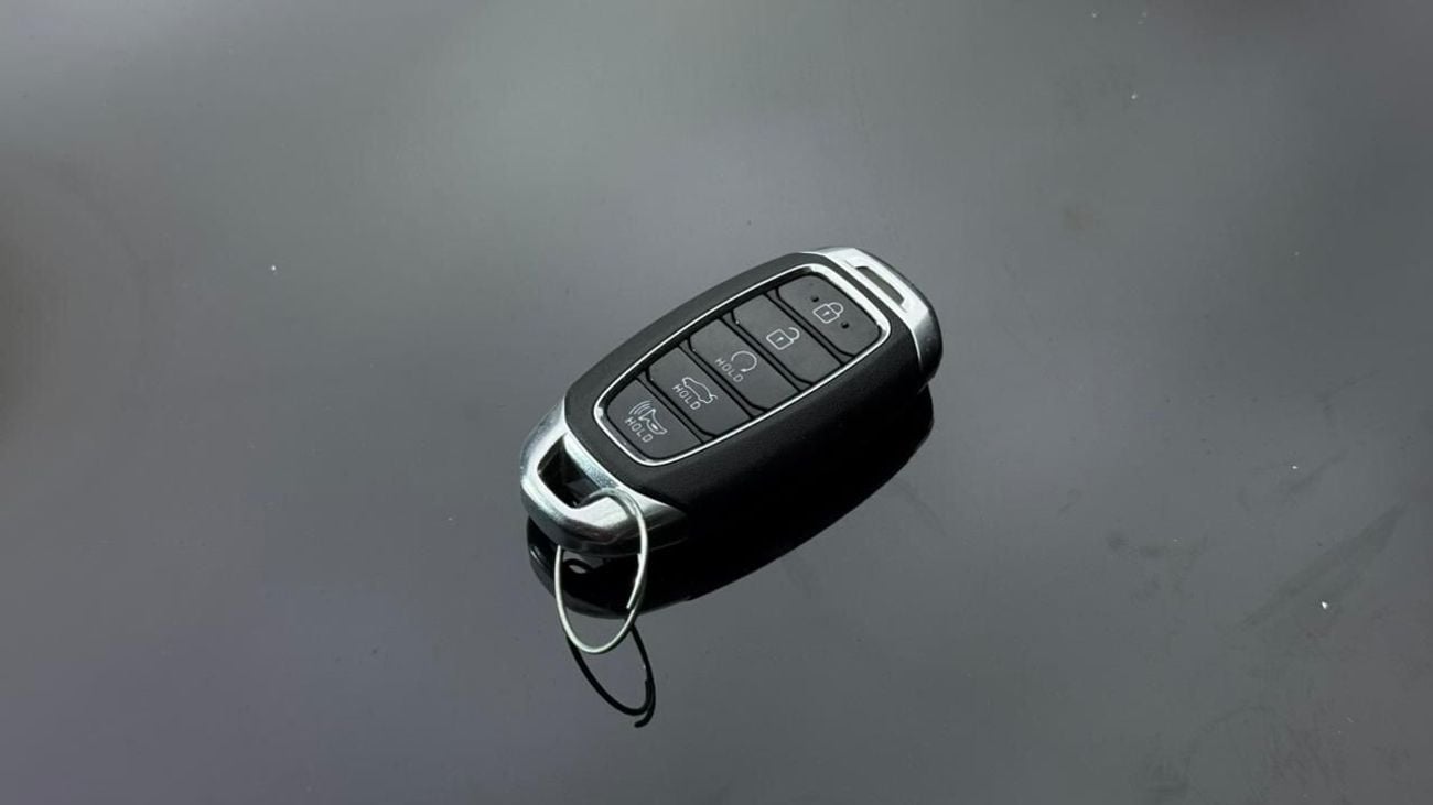 Hyundai Elantra HEV PREMIUM