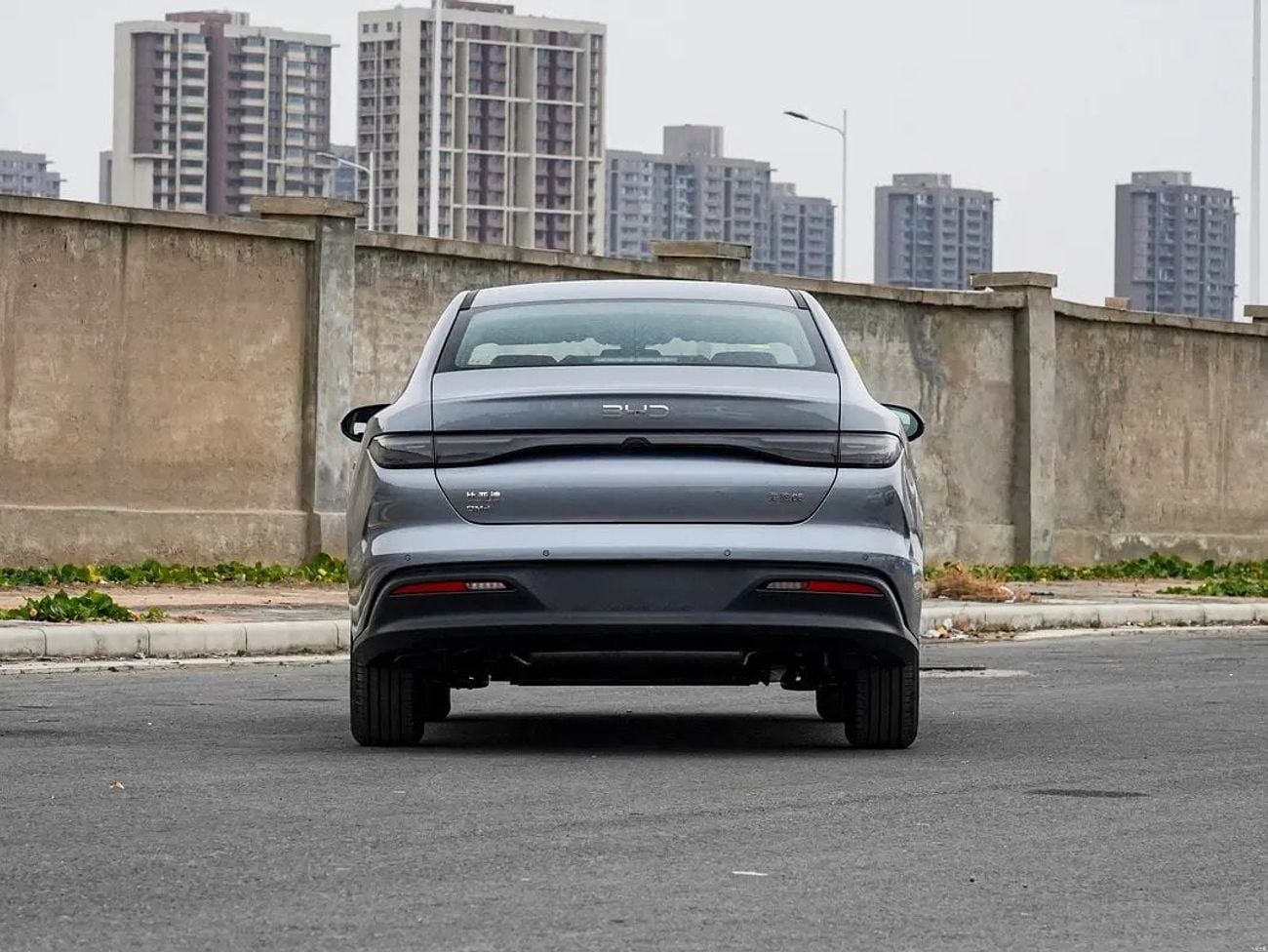 بي واي دي كين بلاس تصميم 2026 BYD SEAL 05 DM-i إصدار بريميوم | 210 كم | مواصفات صينية