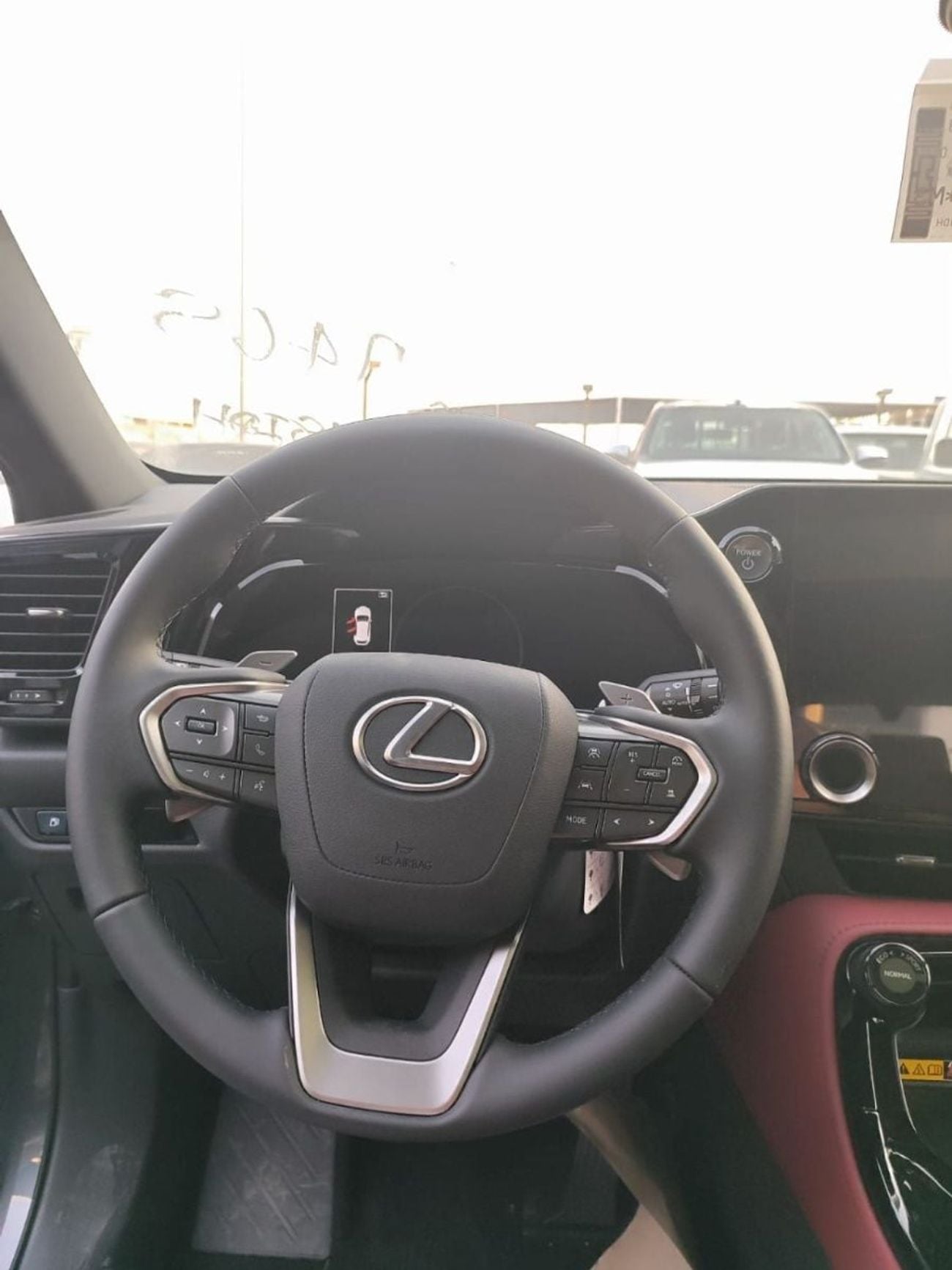 Lexus NX 350h PLATINUM 2026 Lexus NX 350h Hybrid automatic with panoramic roof GCC Specs Available GRAY