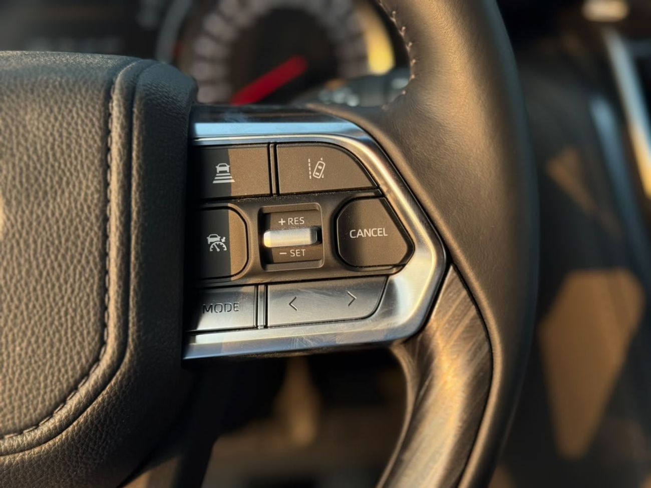 Toyota Land Cruiser GR SPORT