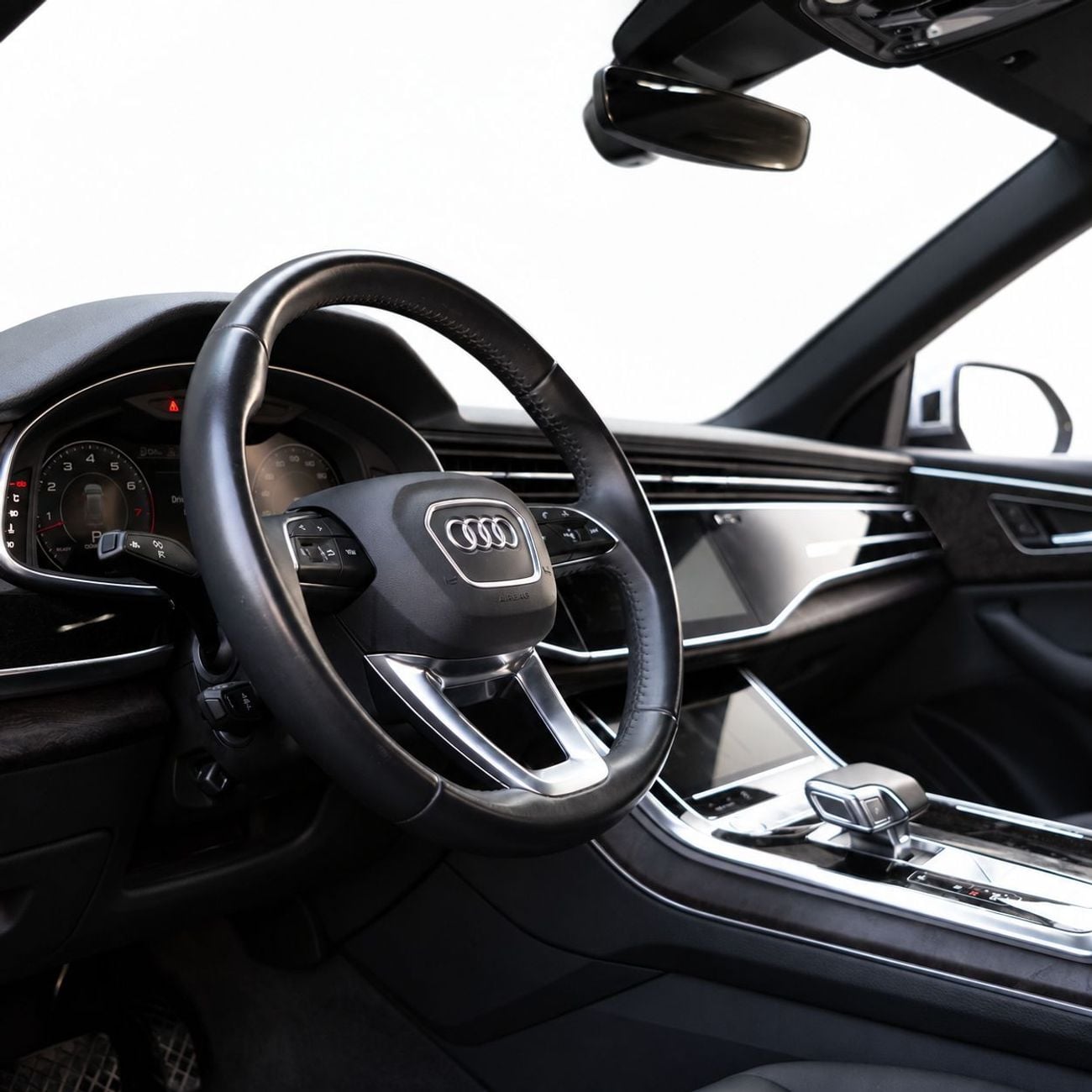 Audi Q8 AED 2,682 P.M • 0% Downpayment • Audi Q8 S-Line • 1 Year Warranty