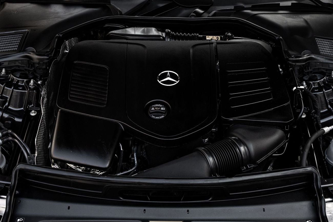 Mercedes Benz C300 C200 AMG - Premium Plus | 3,584 P.M | 0% Downpayment | WARRANTY/SERVICE!