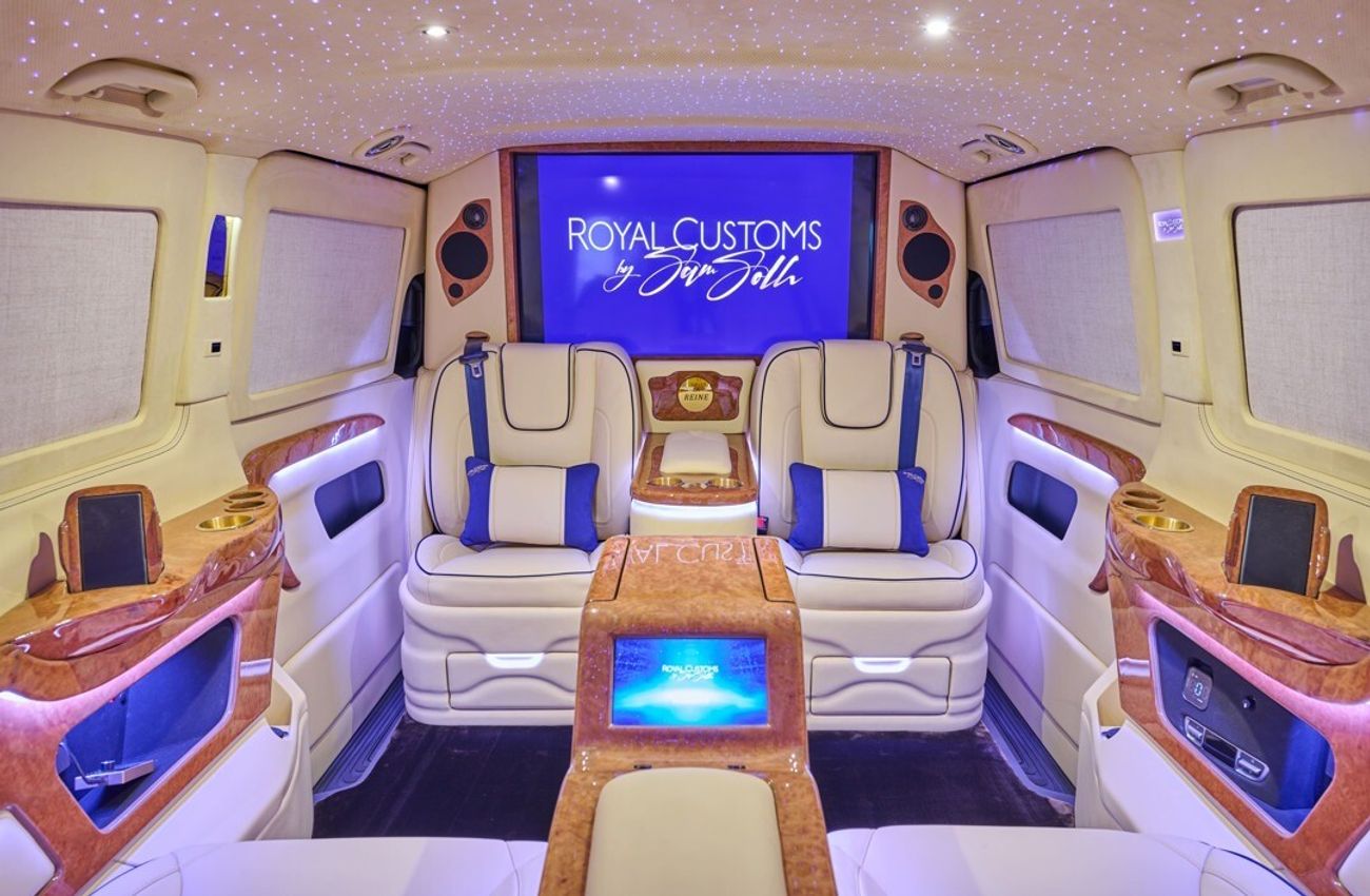 مرسيدس بنز V 300 AVANTGARDE
