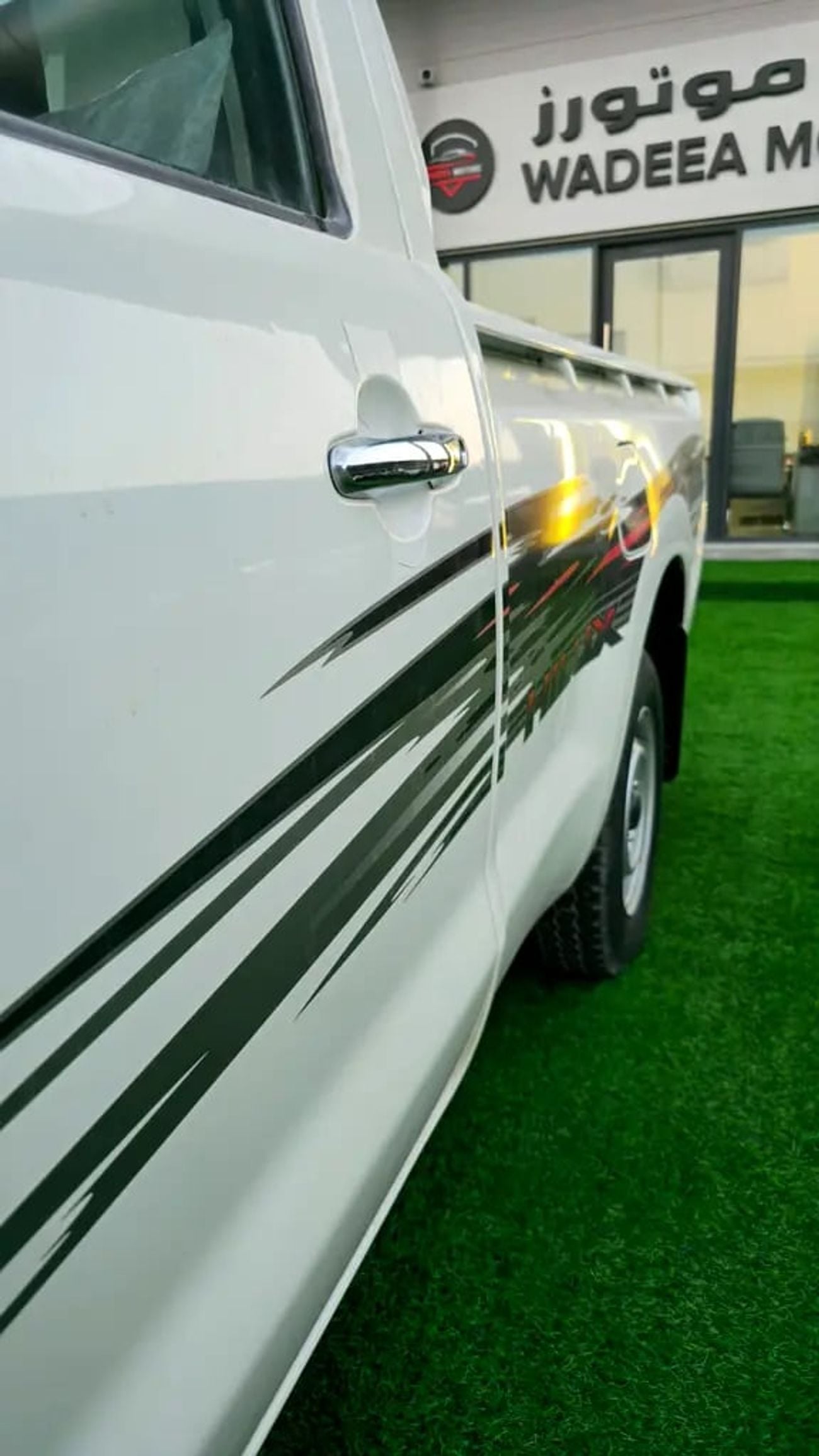 Toyota Hilux DLX GCC Specs