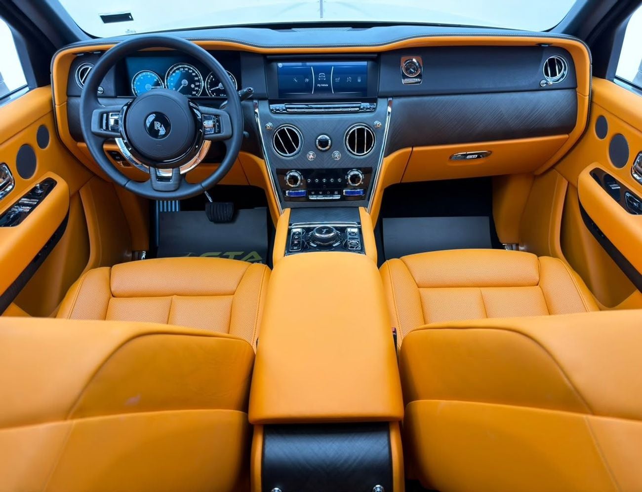 Rolls Royce Cullinan STANDARD