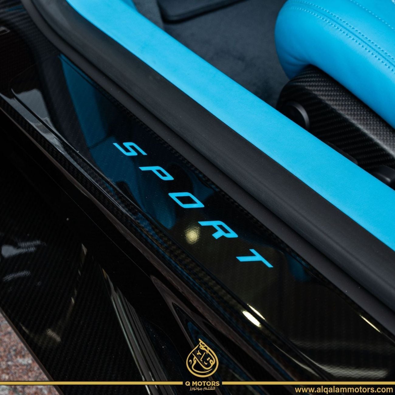 Bugatti Chiron STANDARD 2019 BUGATTI CHIRON ( 110 Anniversary Edition) (1000KM) ( 4 years Warranty+Service Contrac