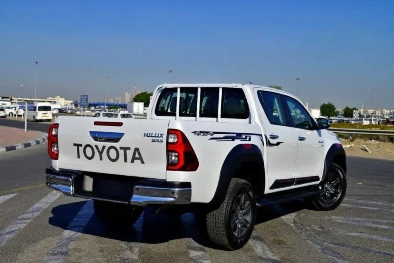 تويوتا هيلوكس TRD 4.0L PETROL
