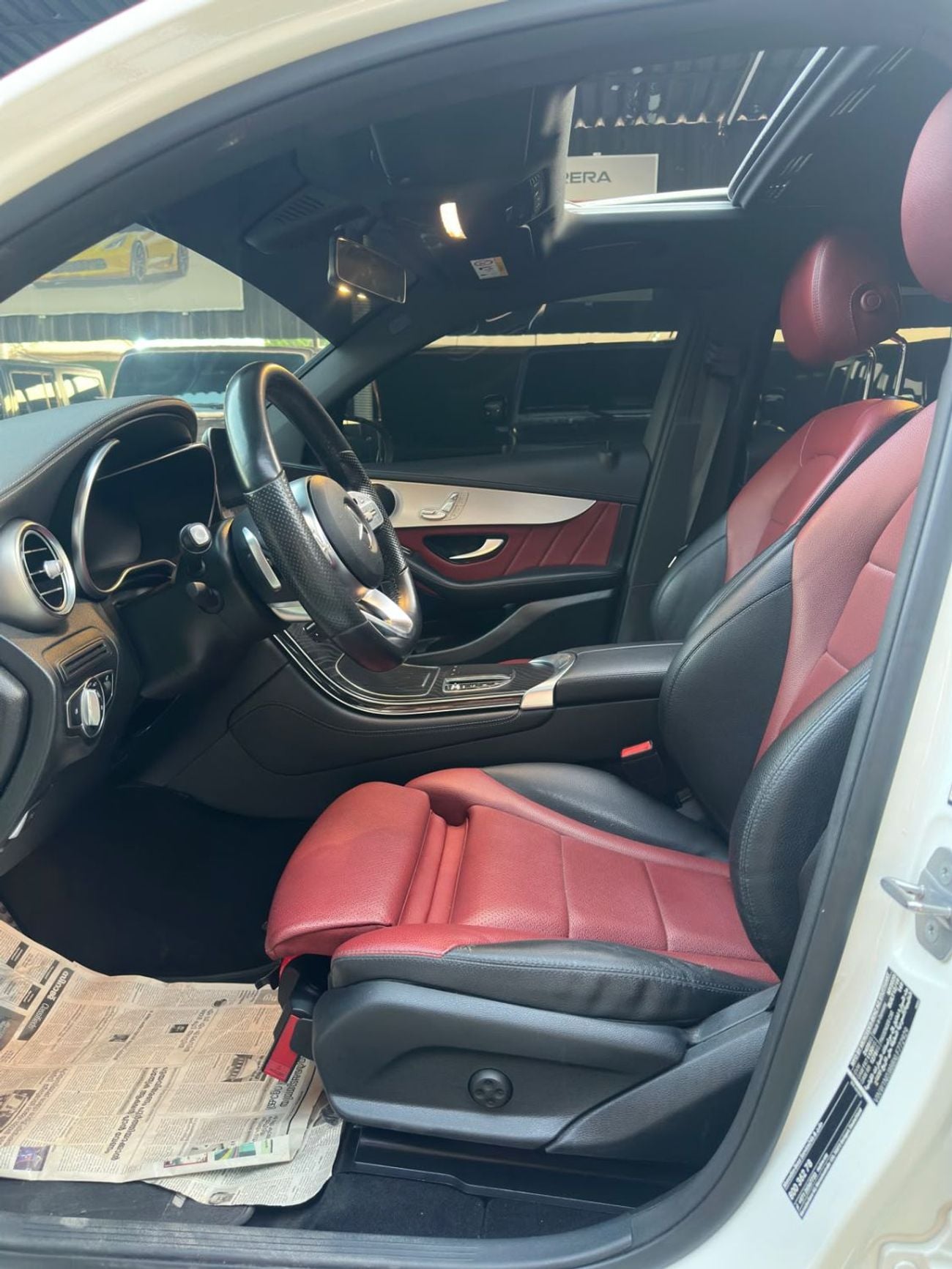 Mercedes Benz GLC200 STANDARD