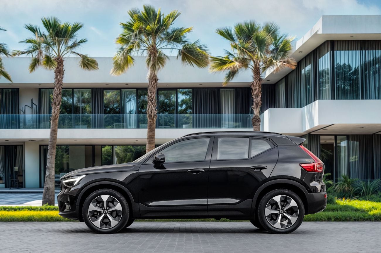 فولفو XC 40 XC40 B4 Ultimate Dark | 2,155 P.M | 0% Downpayment | Perfect Condition!