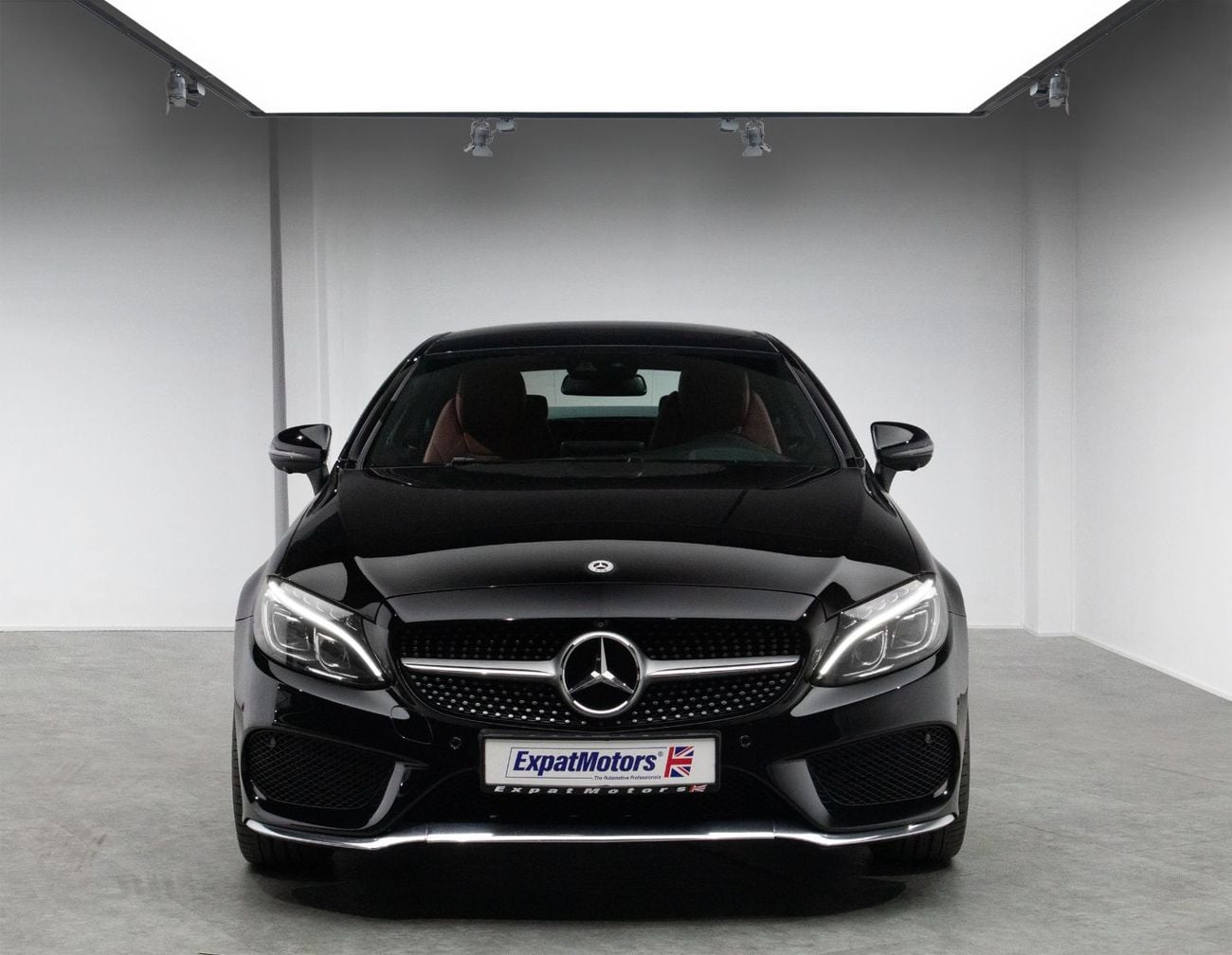 مرسيدس بنز C 300 ستاندارد