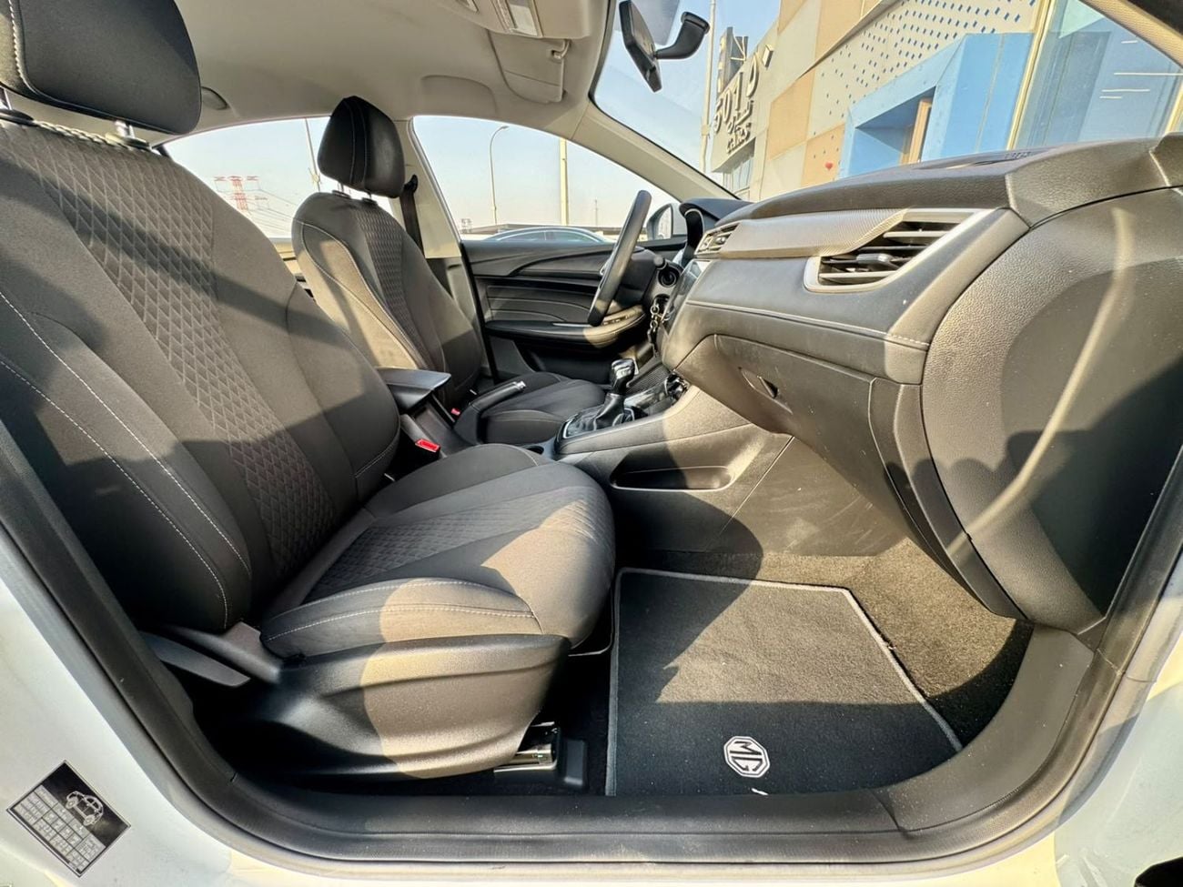 MG 5 COMFORT MG 5 Comfort 2023 GCC Specs -395-Monthly l Camera, GPS l Accident Free