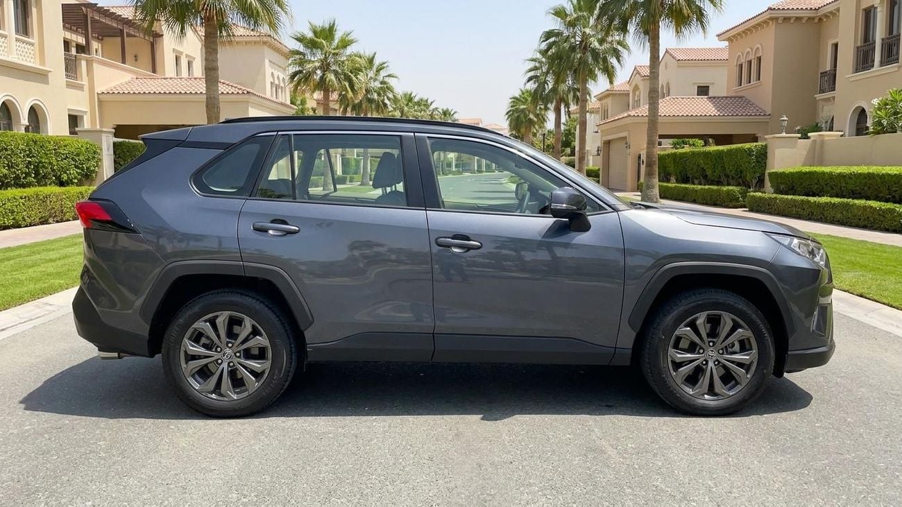 Toyota RAV4 VX 2025 | AED 1491/Month | 0 DP | 30 Day Return | Warranty | Service History