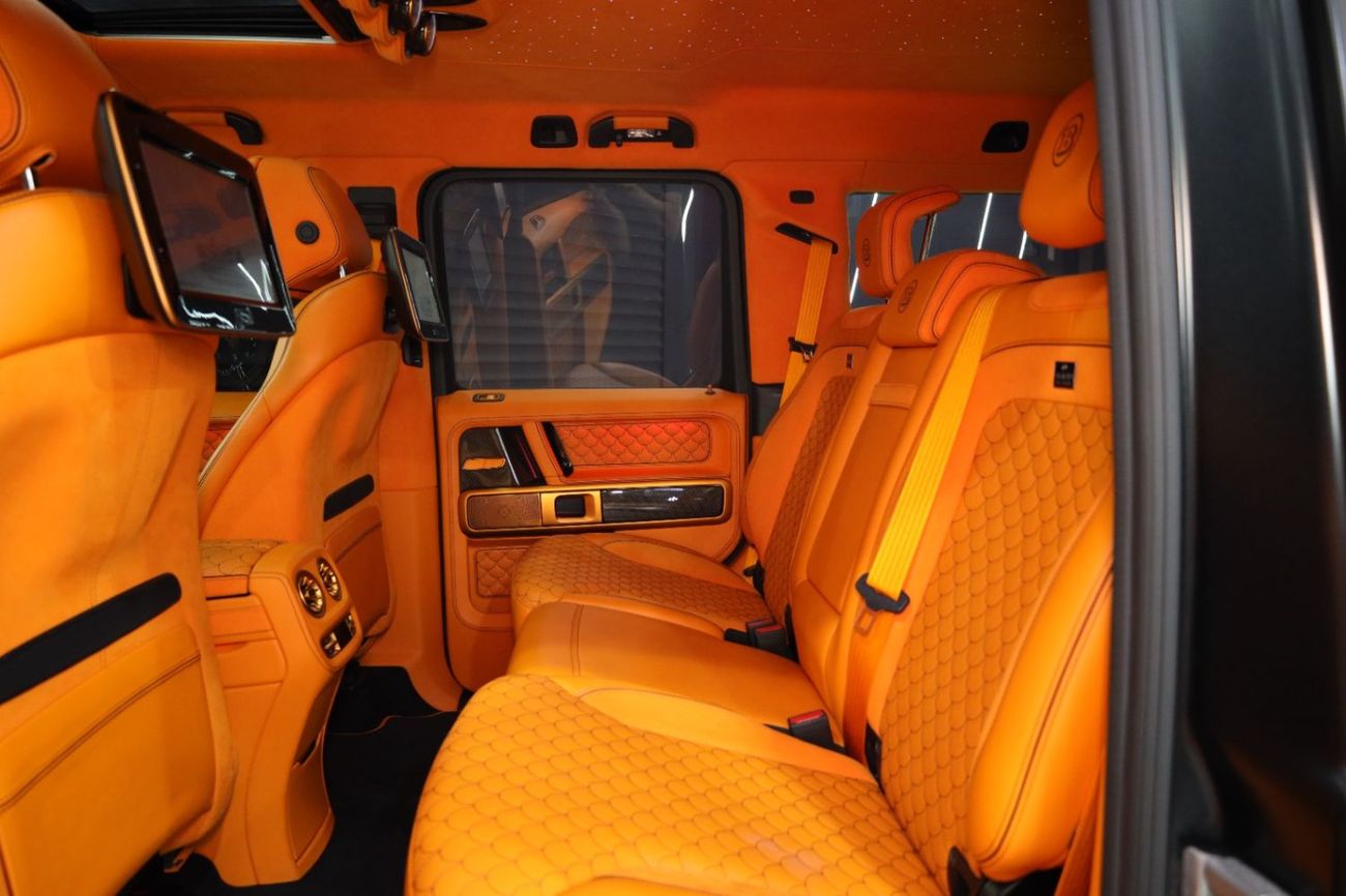 مرسيدس بنز G 63 AMG BRABUS G800 برابوس الأصلية، مصنوعة بالكامل من ألياف الكربون، مزودة بشاشات خلفية، وعتبات جانبية قابلة للسحب!