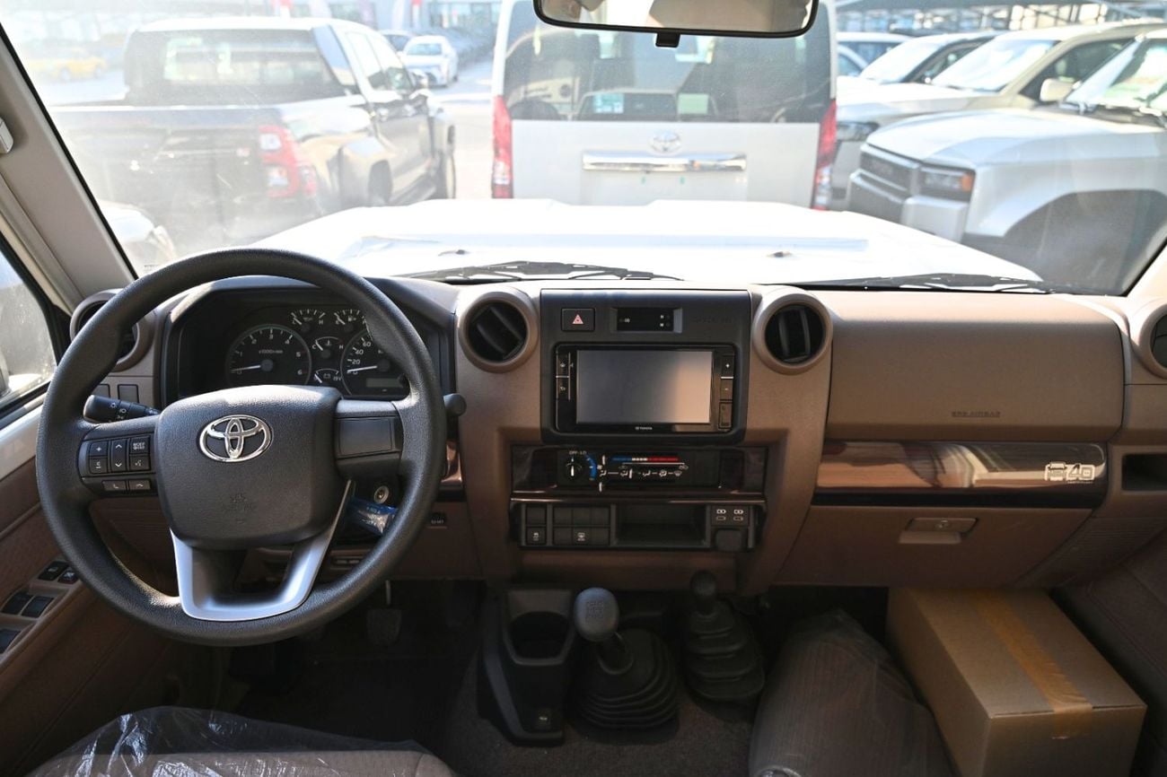 Toyota Land Cruiser 70 LC76 2.8L Manual Diesel