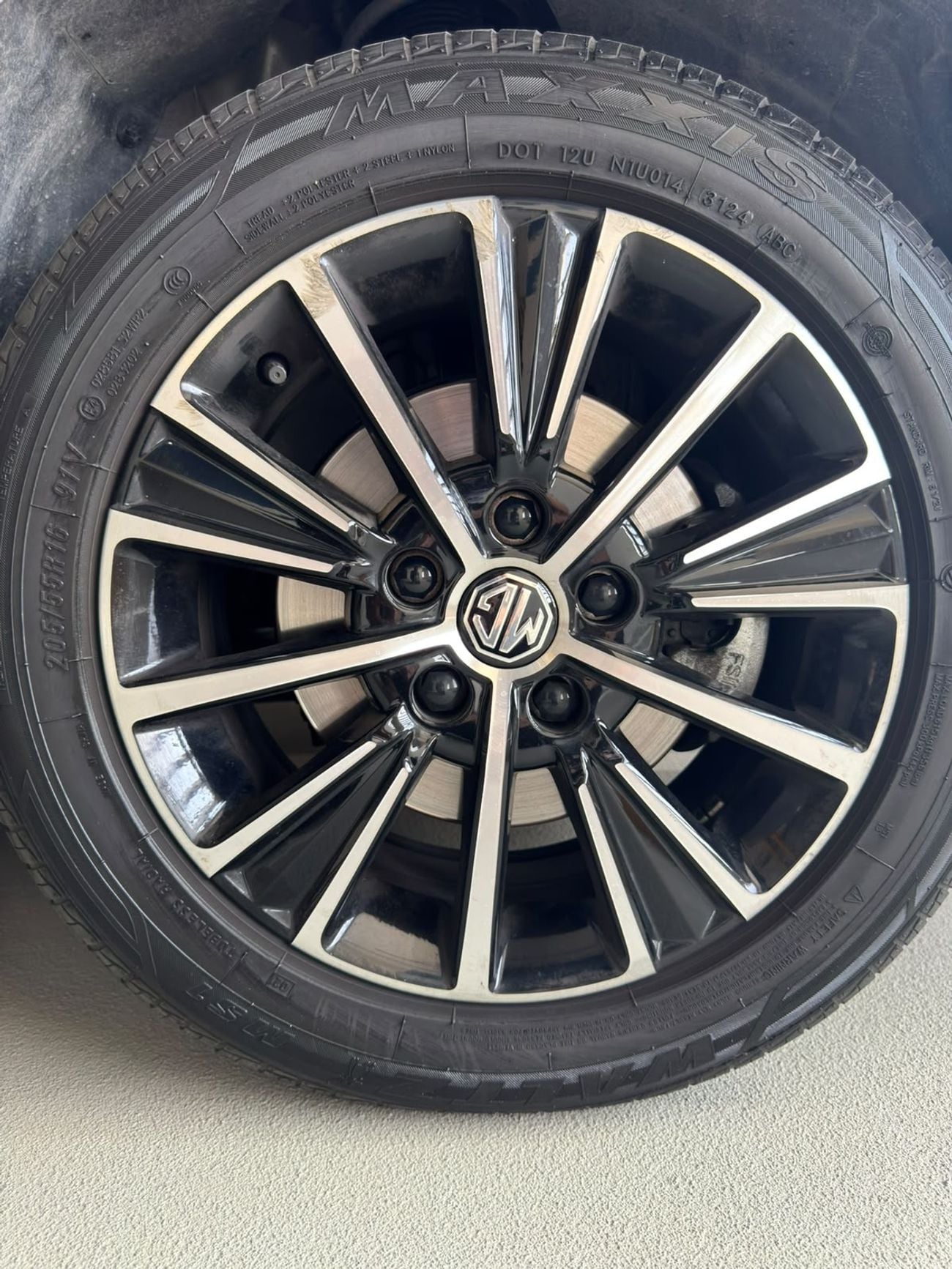 MG 5 DEL