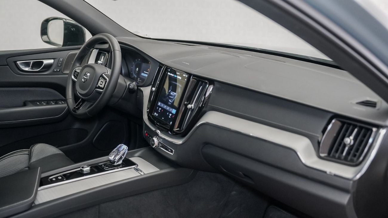 Volvo XC60 B5 Ultimate Dark