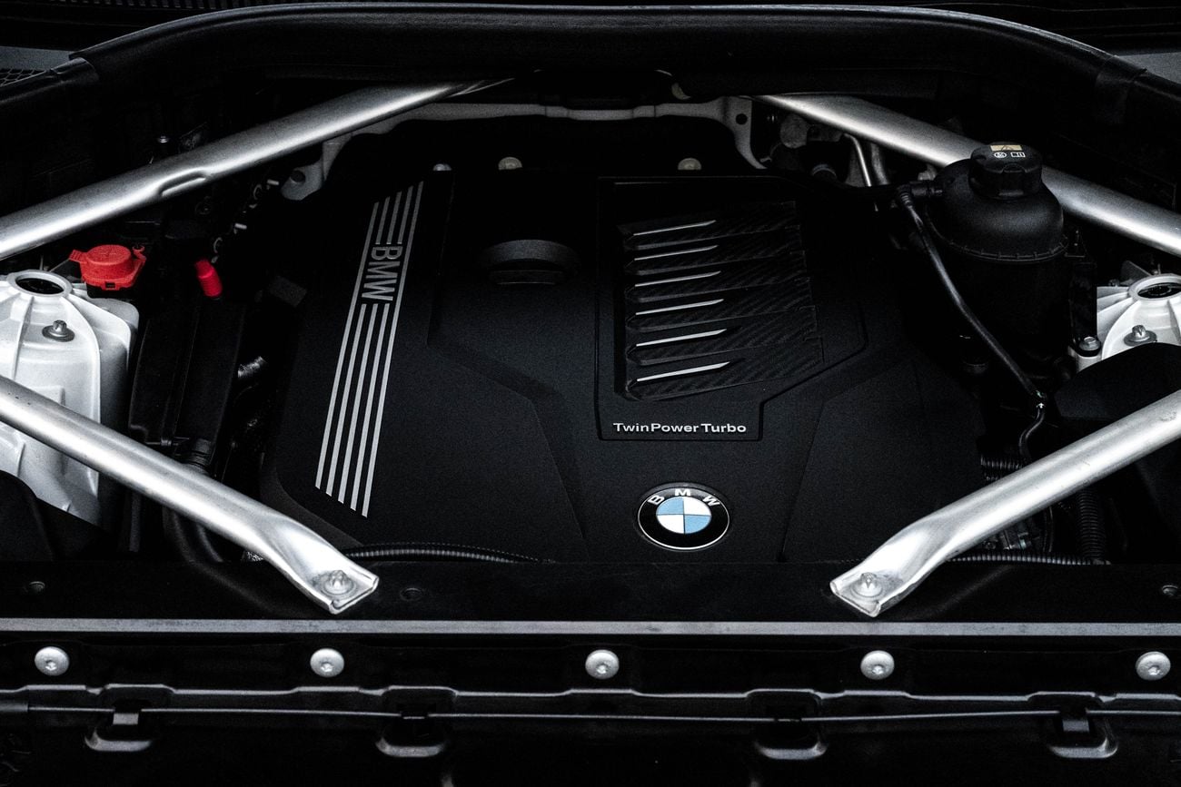 بي أم دبليو X6 XDrive40i X6 xDrive40i M | 3,134 P.M | 0% Downpayment | BMW MAINTAINED