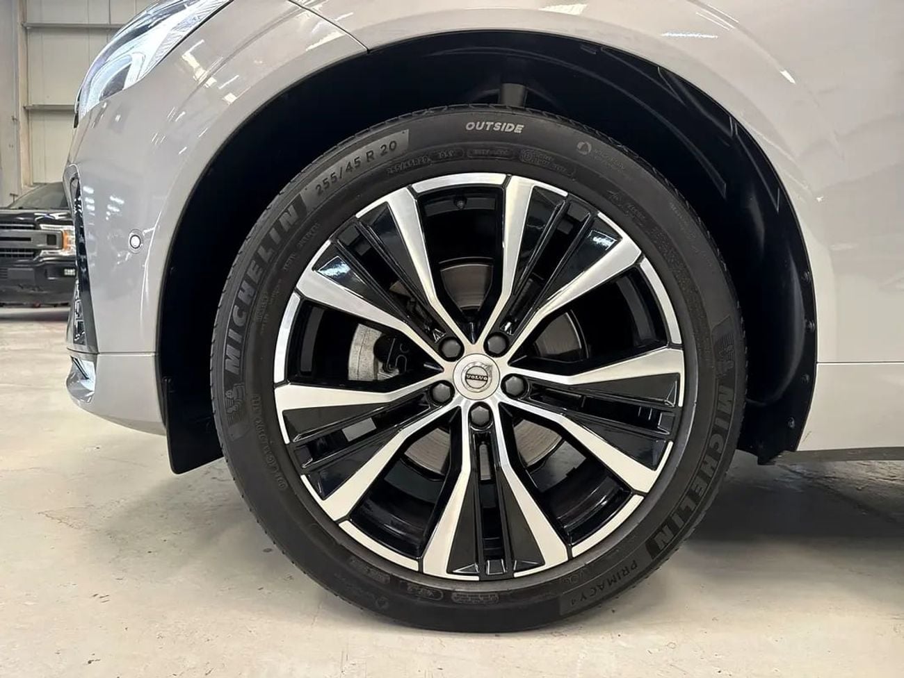 Volvo XC60 ULTIMATE DARK 1,986pm Zero down Available B5 Ultimate Dark