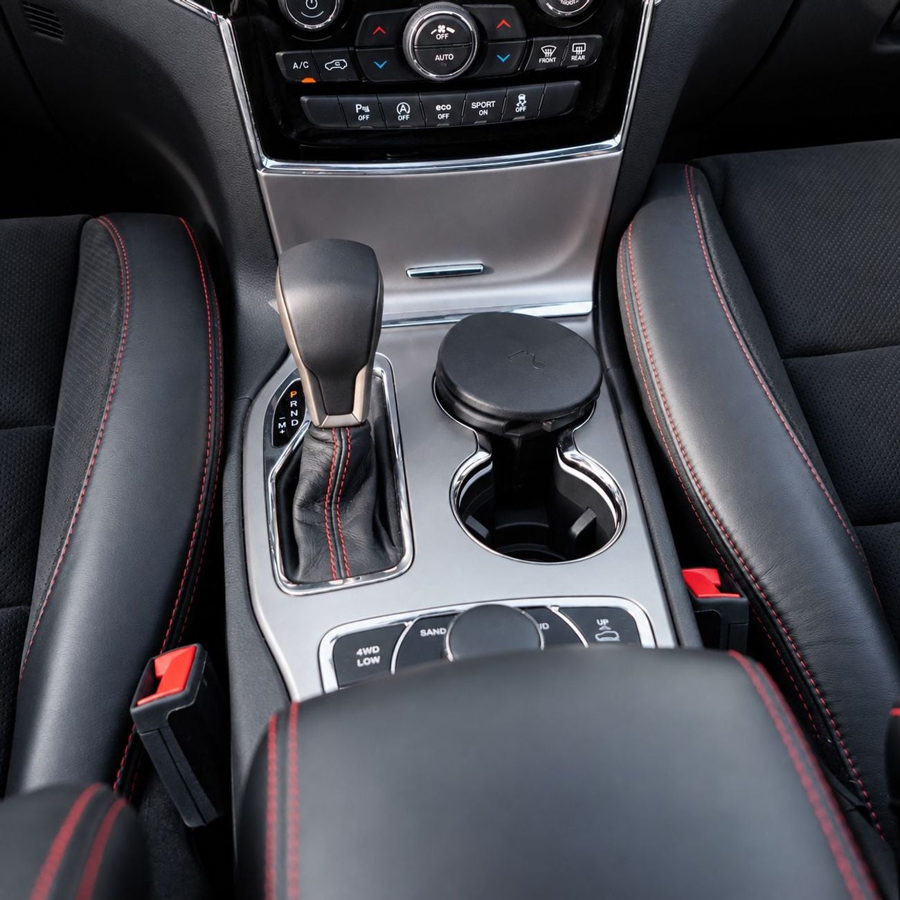 جيب شيروكي TRAILHAWK 1,532 درهم إماراتي شهرياً • بدون دفعة أولى • جيب جراند شيروكي تريل هوك • ضمان لمدة عام