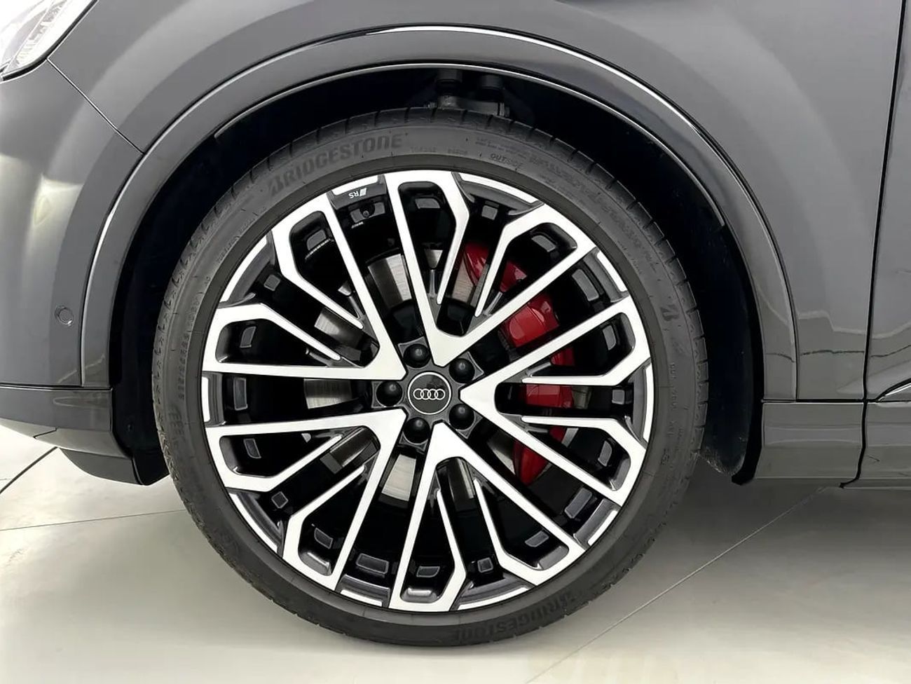 Audi SQ7 STANDARD SUV TFSI 507hp (Ref# 14581)