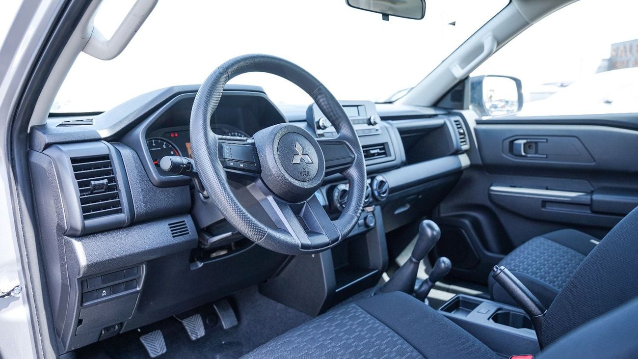 ميتسوبيشي L200 GLX جديد تمامًا – محرك بنزين سعة 2.4 لتر، دفع رباعي، ناقل حركة يدوي – D25 – 2027 – للتصدير فقط