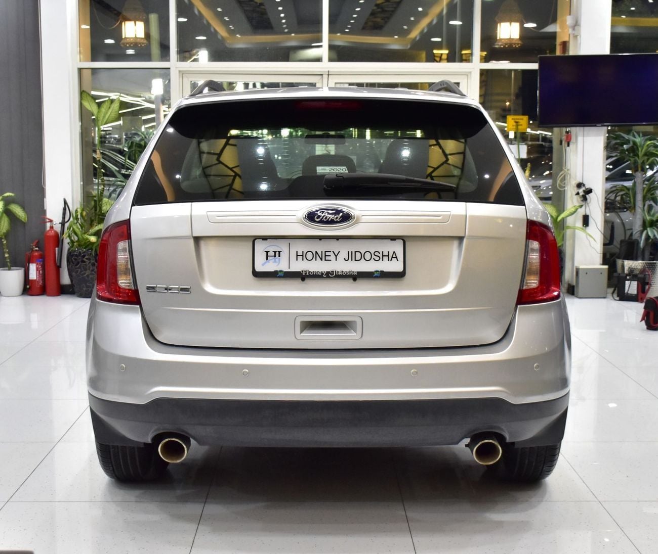Ford Edge SE EXCELLENT DEAL for our Ford Edge ( 2014 Model ) in Silver Color GCC Specs