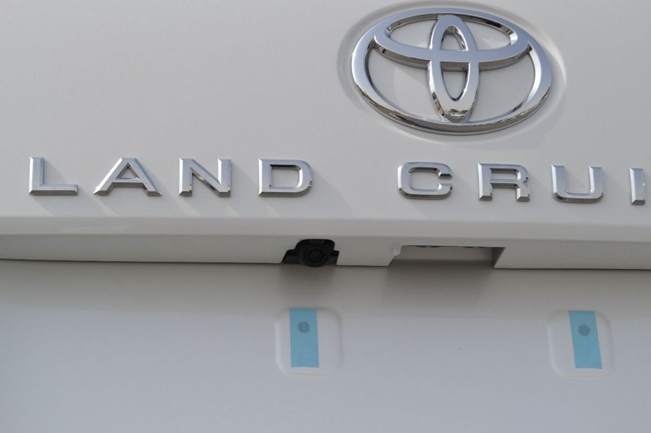 Toyota Land Cruiser VXR