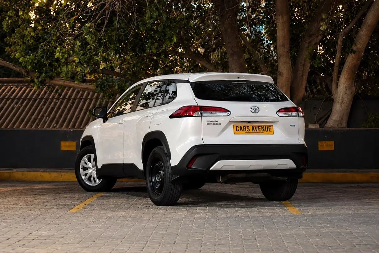تويوتا كورولا كروس LE 680 PM | 3 MONTHS WARRANTY | LE | FUEL EFFICIENT