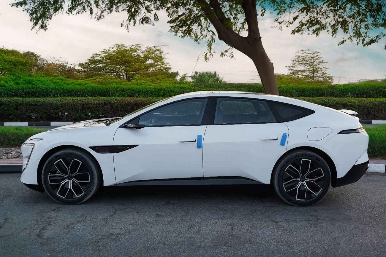 Avatr 12 LUXURY 2026 AVATR 12 Ultra Extended Range Sedan