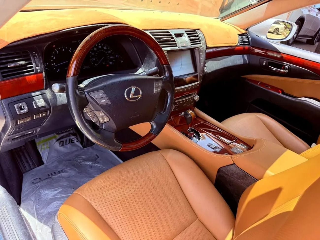 Lexus LS460 لكزس LS 460 فل اوبشن ياباني LS 460 | Pristine Condition | Japanese Specs